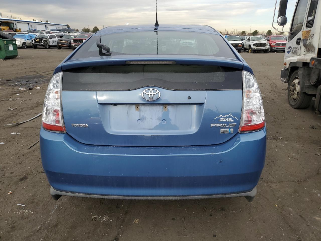 Photo 5 VIN: JTDKB20U097878940 - TOYOTA PRIUS 