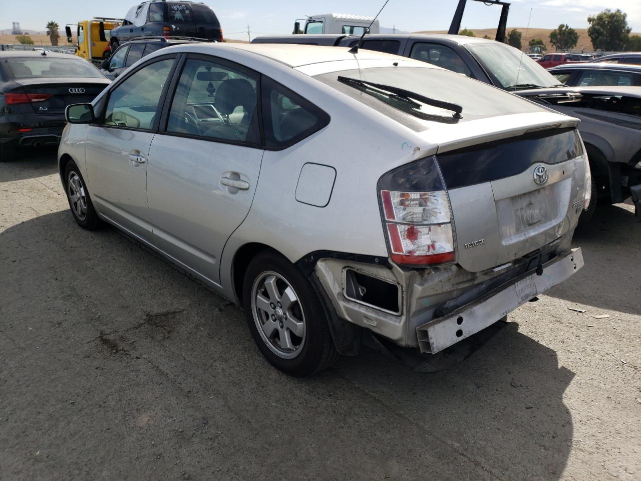 Photo 1 VIN: JTDKB20U140015548 - TOYOTA PRIUS 