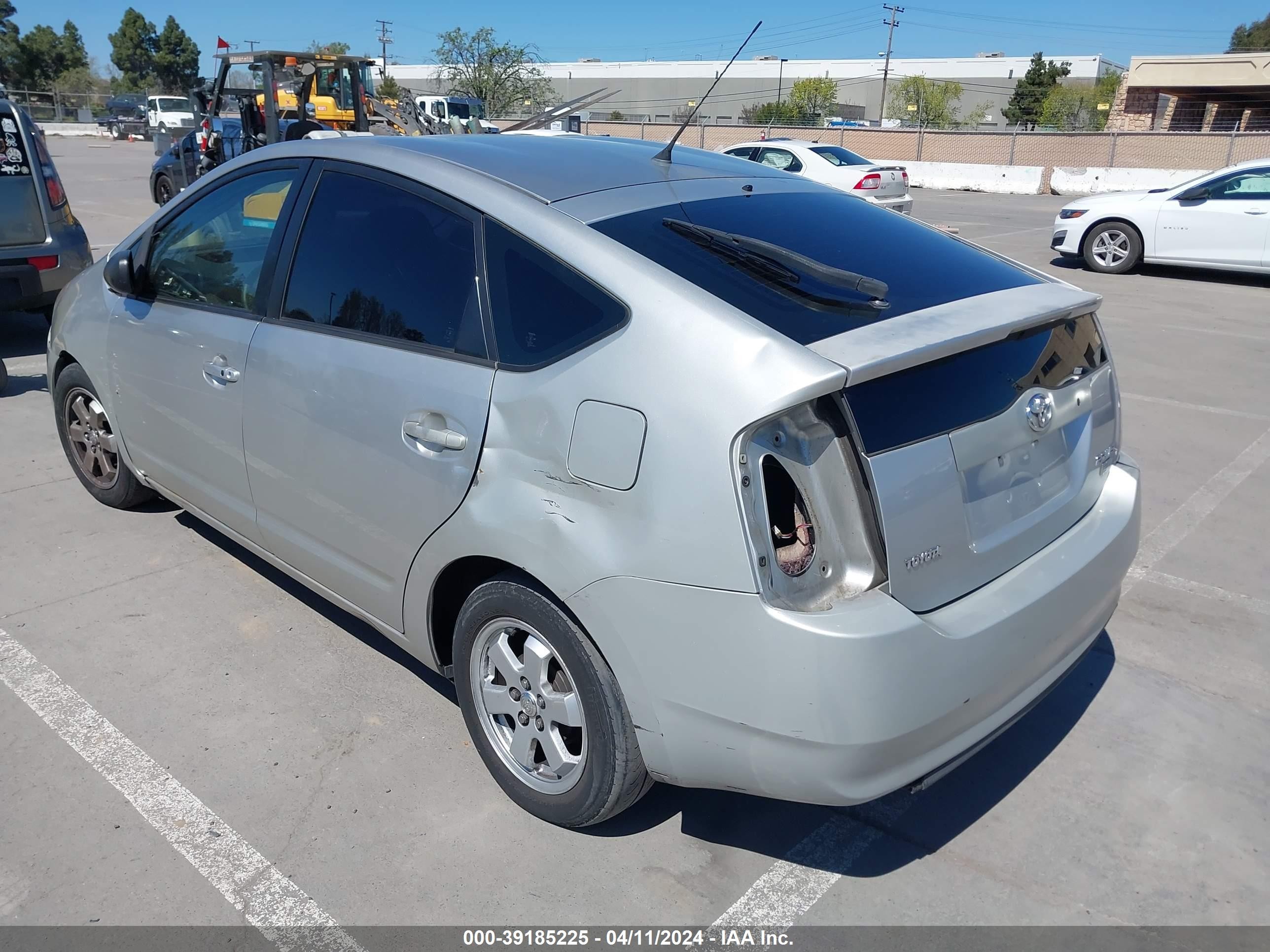 Photo 2 VIN: JTDKB20U140088905 - TOYOTA PRIUS 