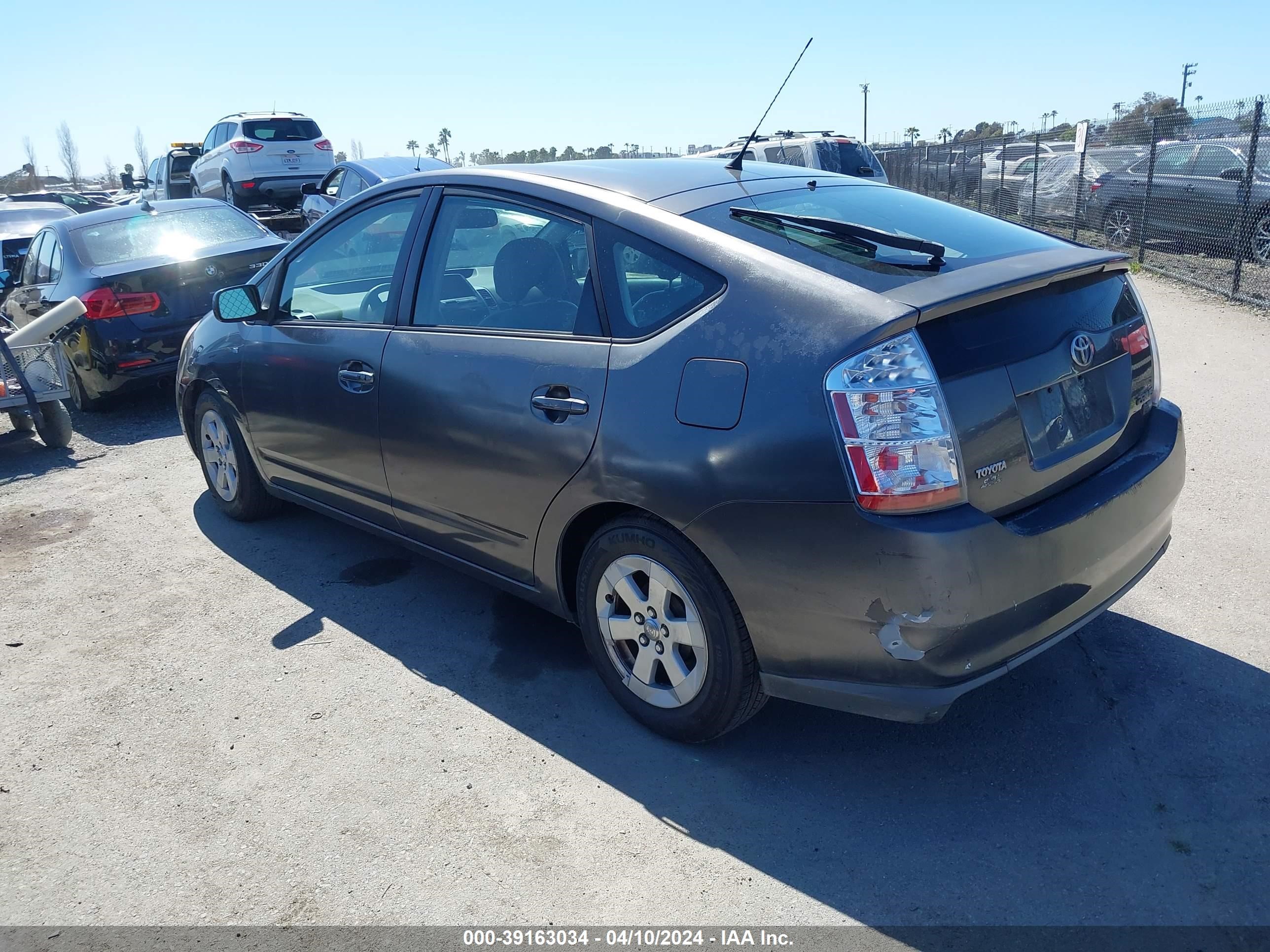 Photo 2 VIN: JTDKB20U163189427 - TOYOTA PRIUS 