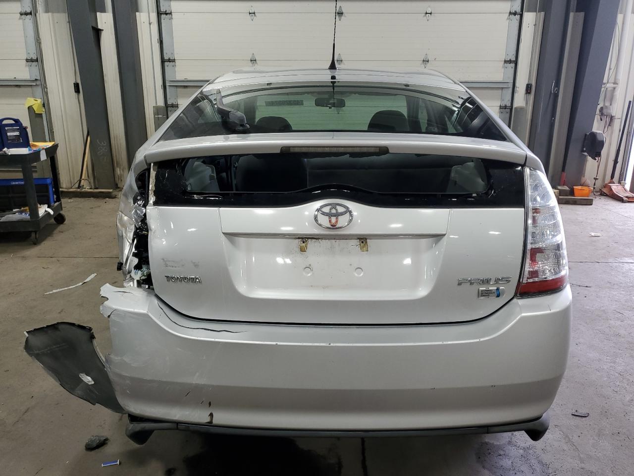 Photo 5 VIN: JTDKB20U177581222 - TOYOTA PRIUS 