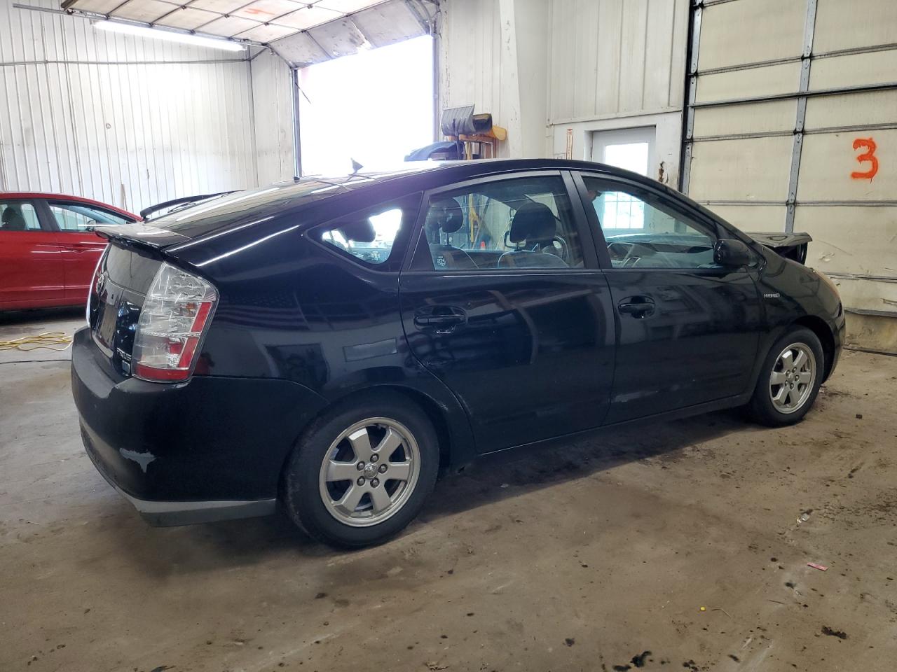 Photo 2 VIN: JTDKB20U183307382 - TOYOTA PRIUS 