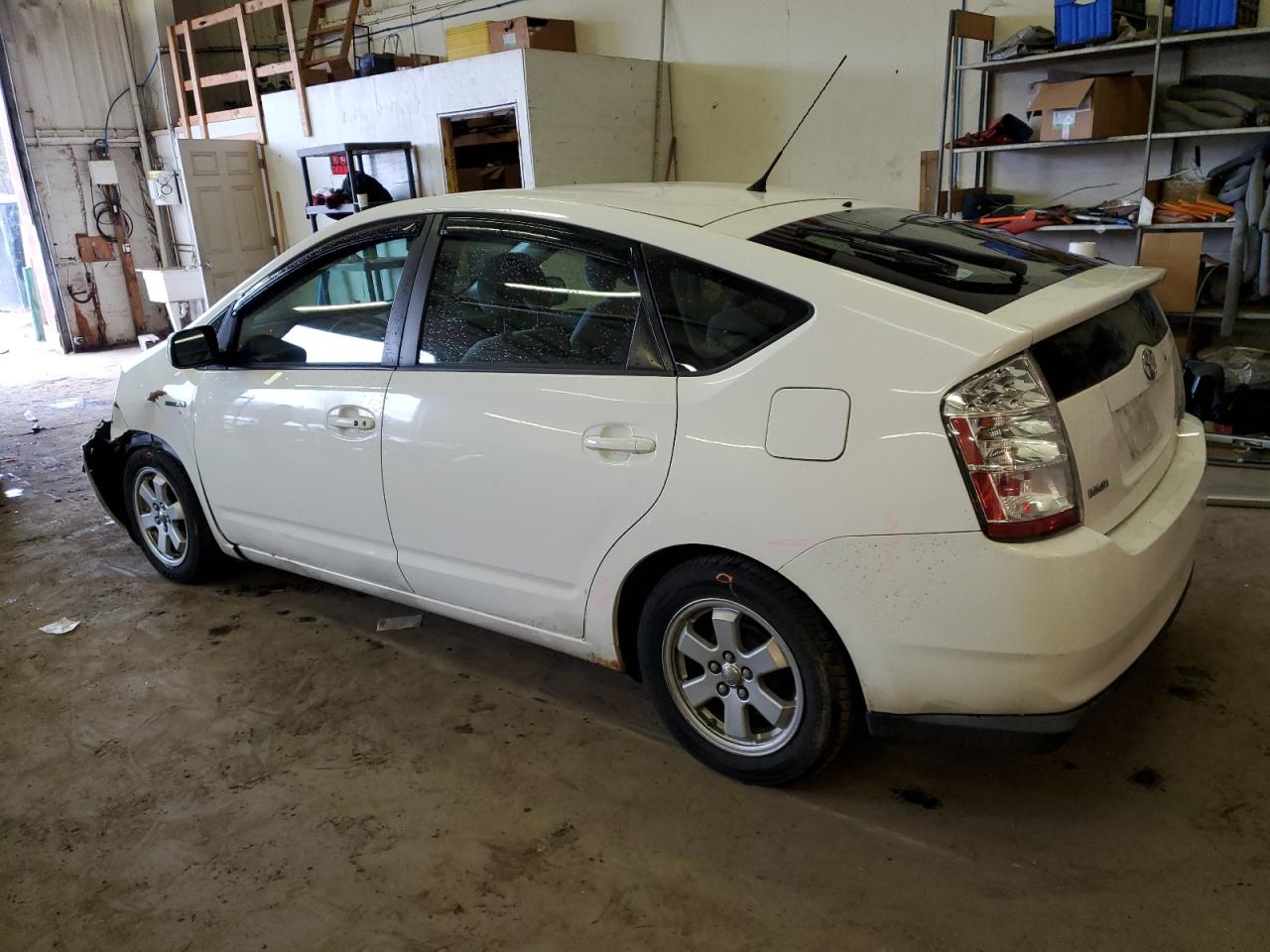 Photo 1 VIN: JTDKB20U183335554 - TOYOTA PRIUS 