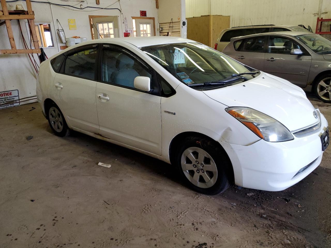 Photo 3 VIN: JTDKB20U183335554 - TOYOTA PRIUS 