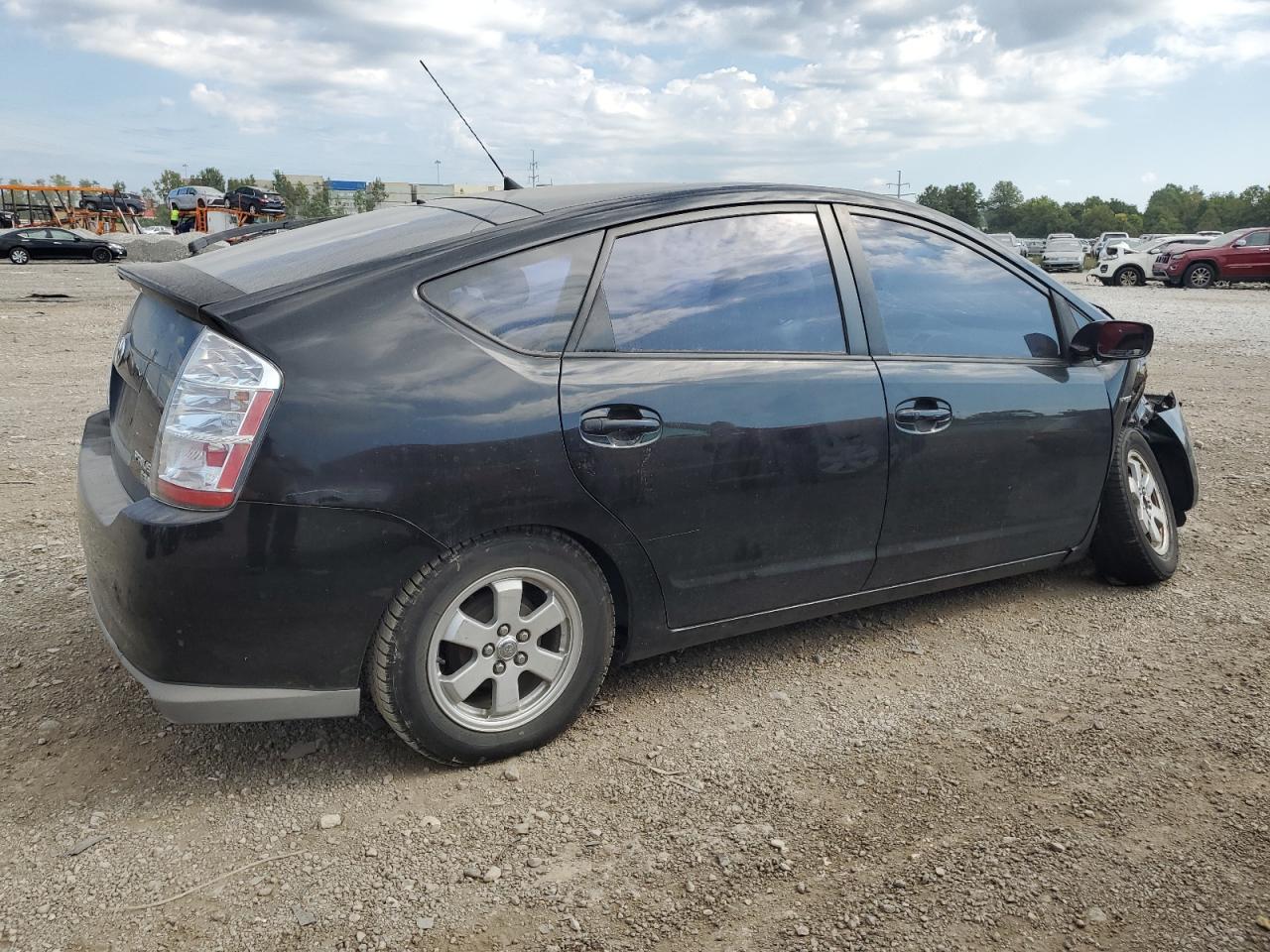 Photo 2 VIN: JTDKB20U183437789 - TOYOTA PRIUS 