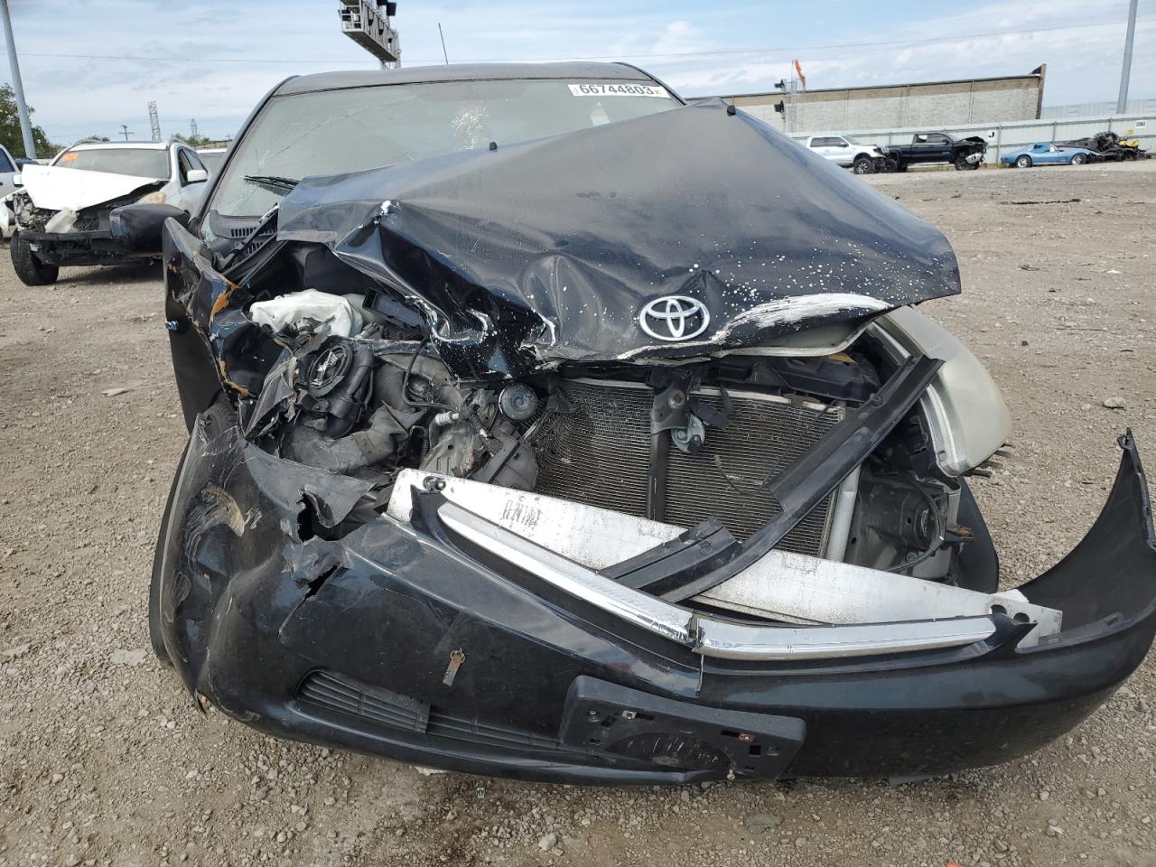 Photo 4 VIN: JTDKB20U183437789 - TOYOTA PRIUS 