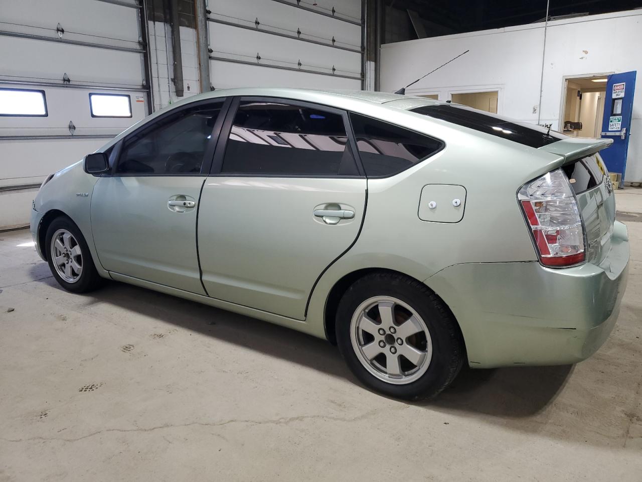 Photo 1 VIN: JTDKB20U187741214 - TOYOTA PRIUS 