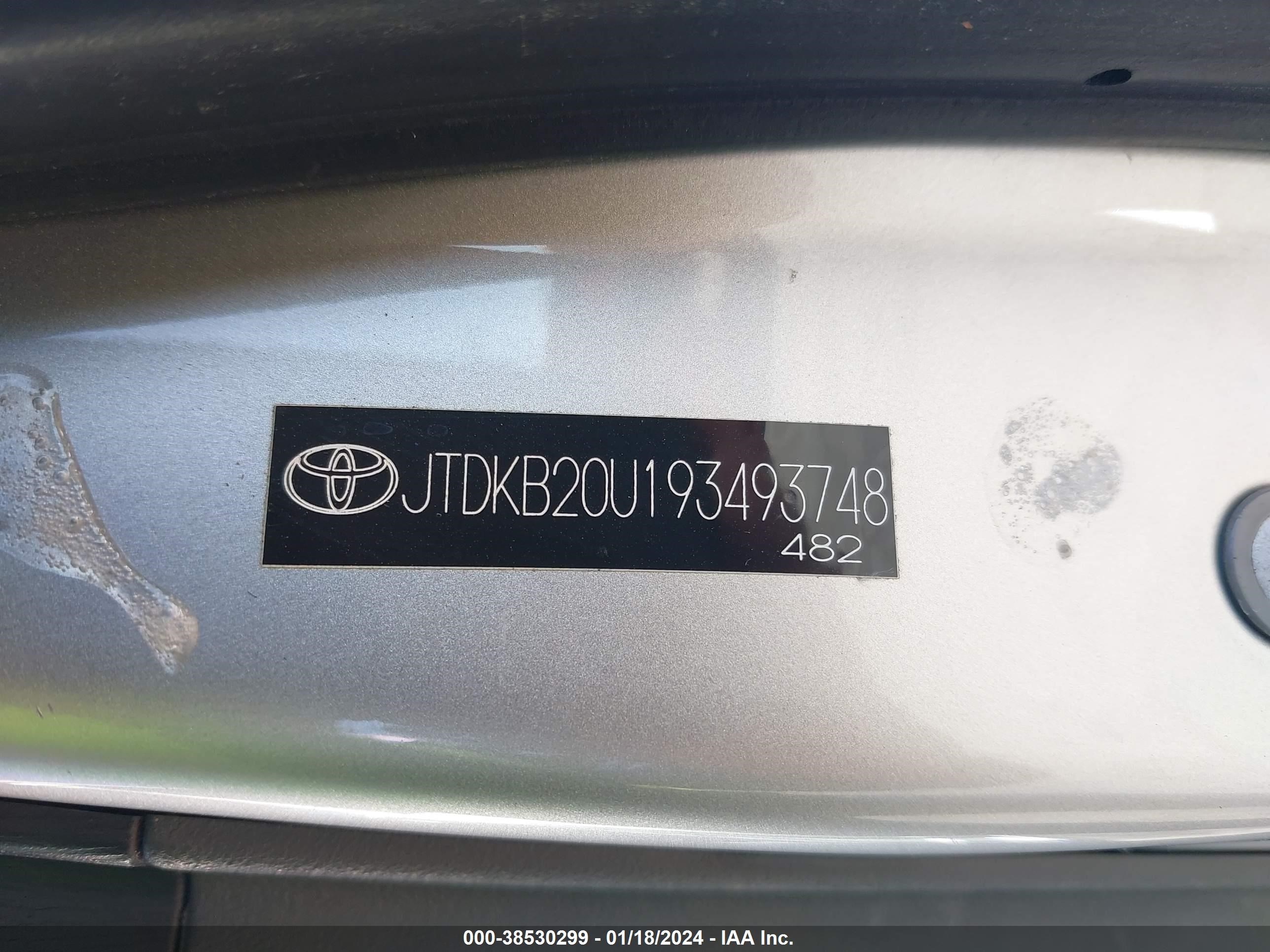 Photo 8 VIN: JTDKB20U193493748 - TOYOTA PRIUS 