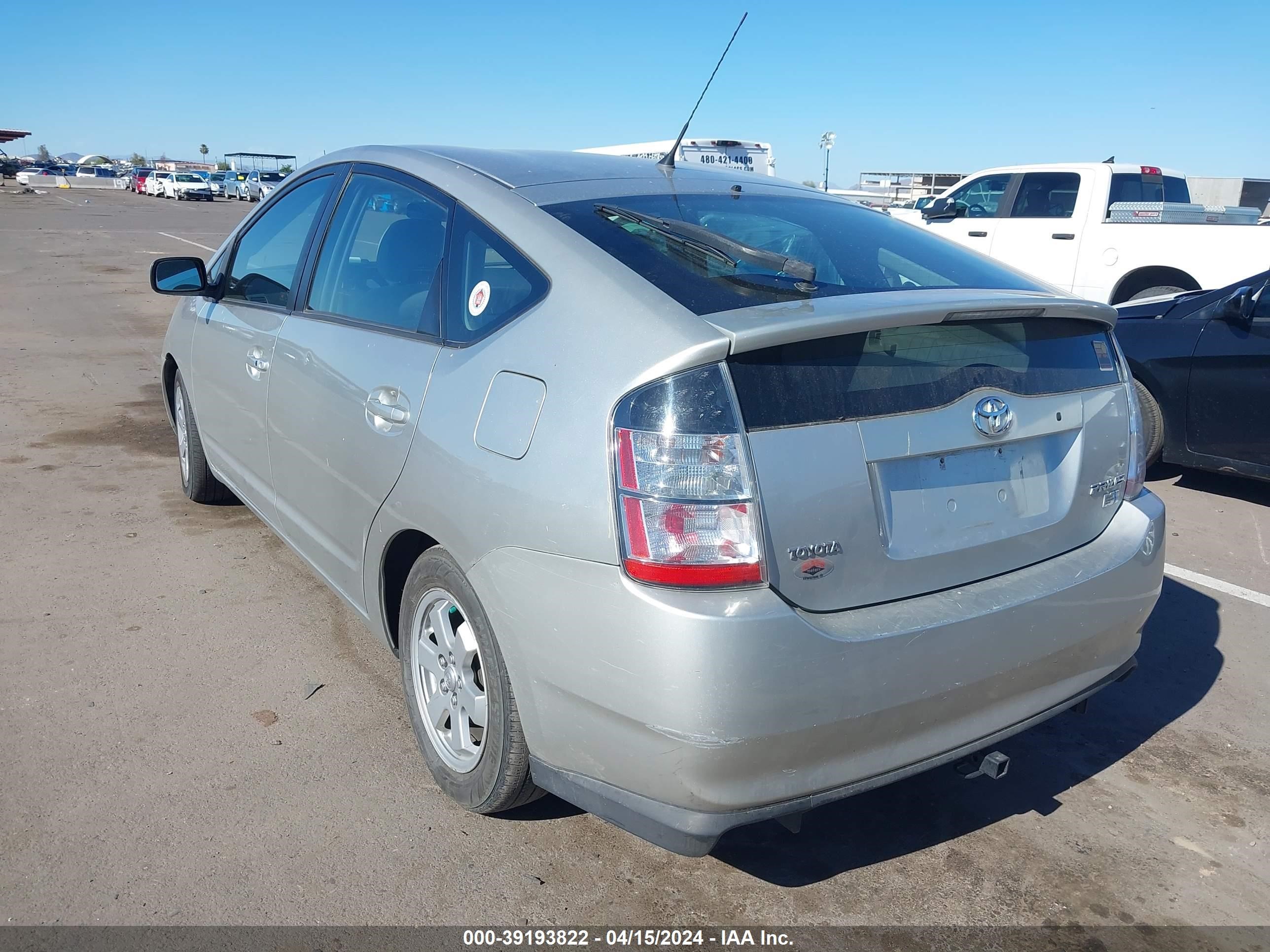 Photo 2 VIN: JTDKB20U240066637 - TOYOTA PRIUS 