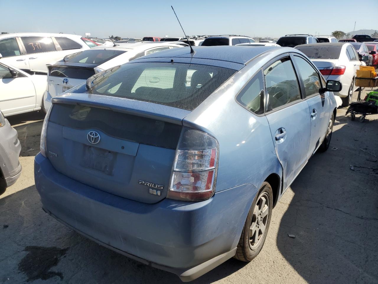 Photo 2 VIN: JTDKB20U240088881 - TOYOTA PRIUS 