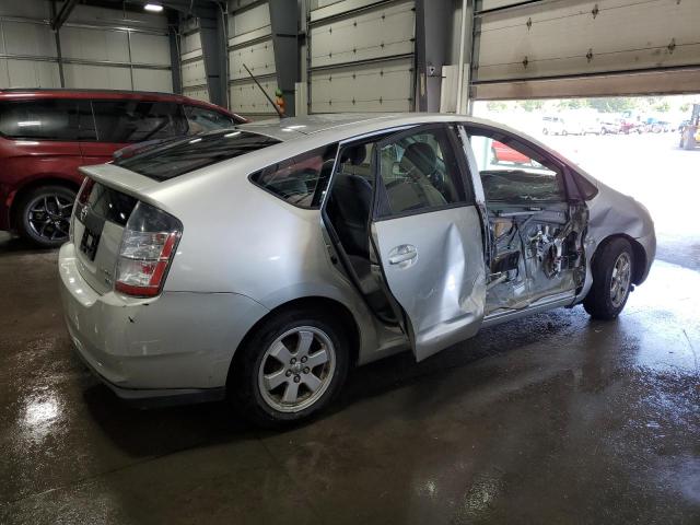 Photo 2 VIN: JTDKB20U253041561 - TOYOTA PRIUS 