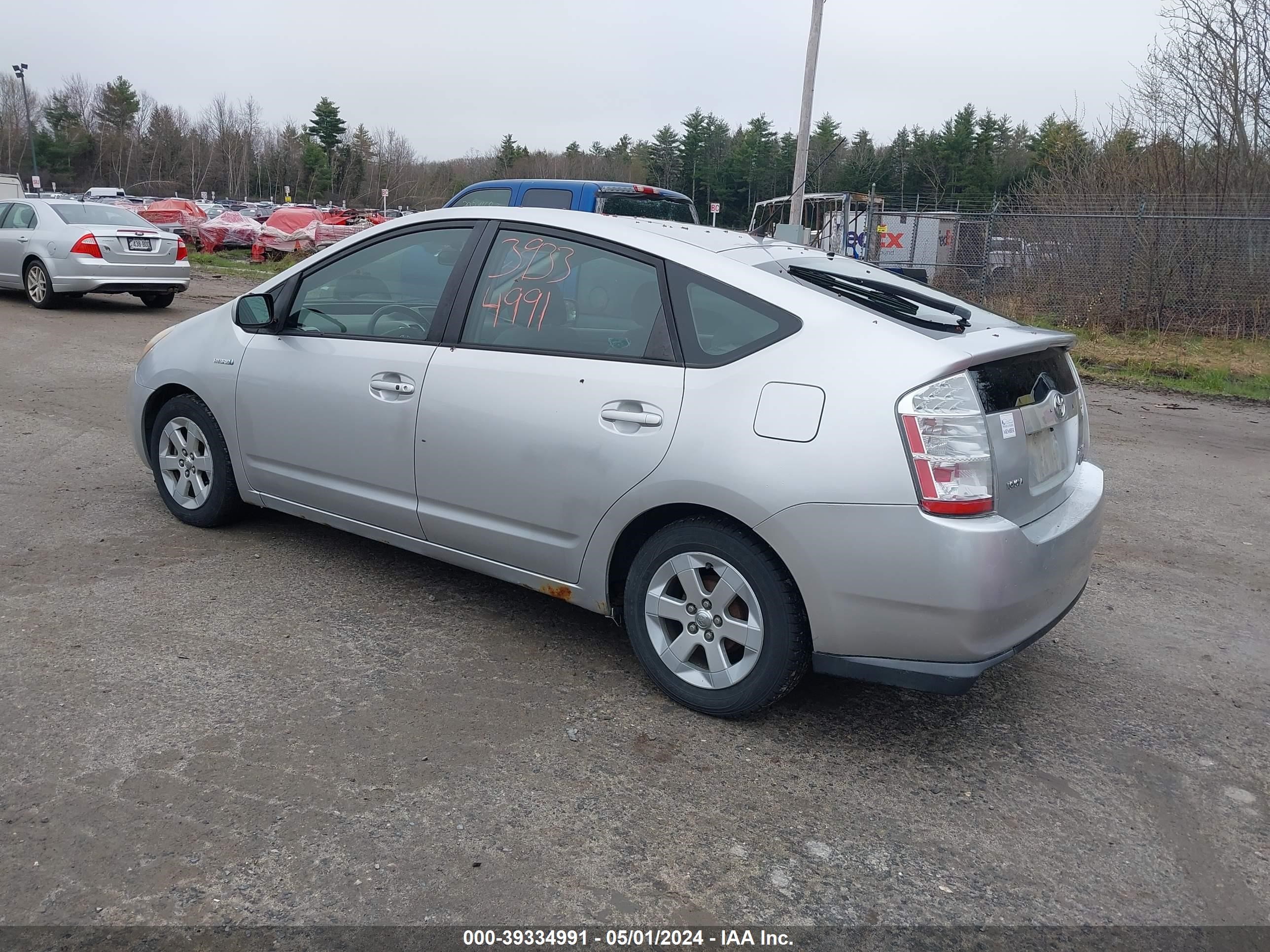 Photo 2 VIN: JTDKB20U263191056 - TOYOTA PRIUS 