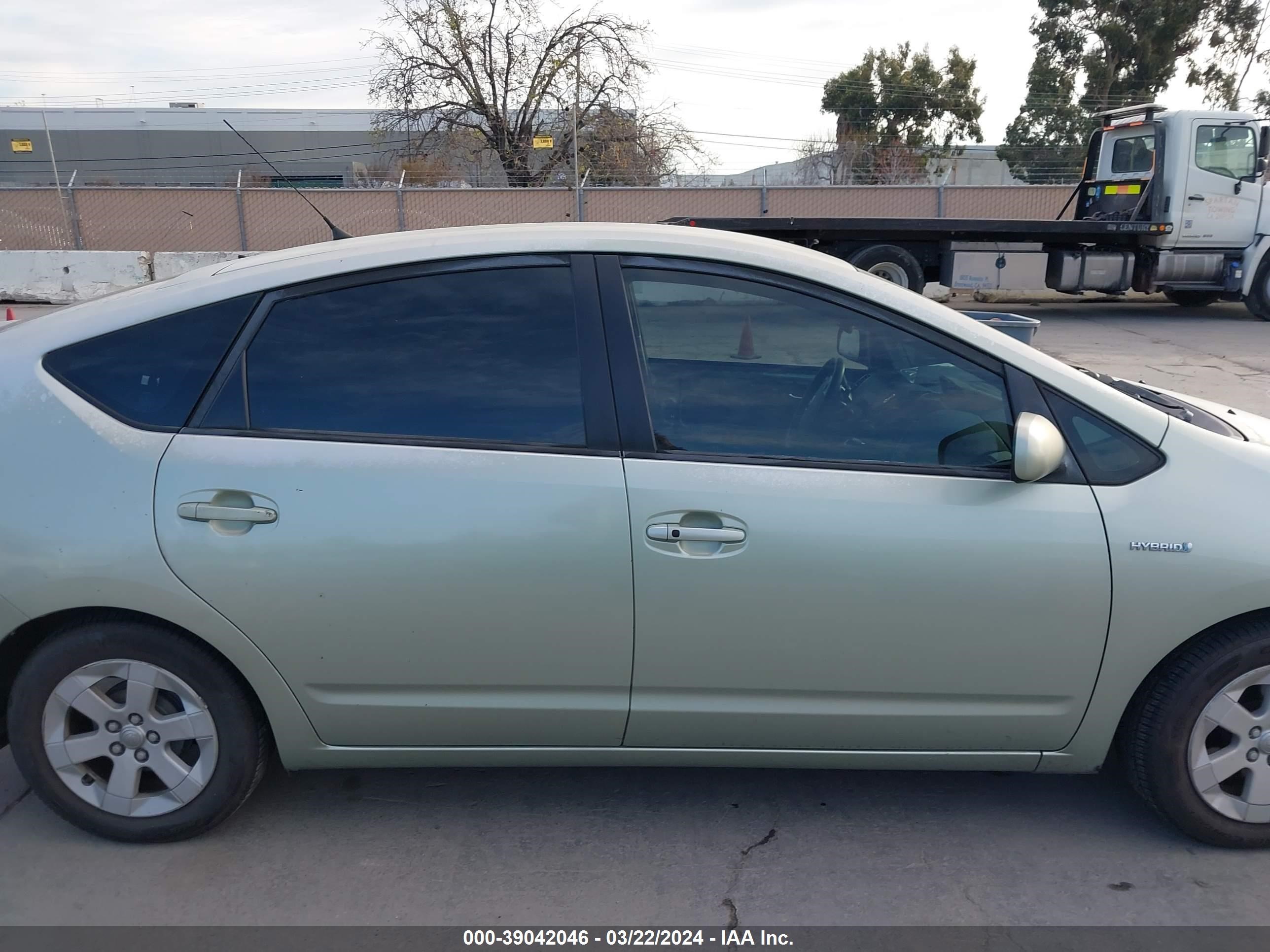 Photo 12 VIN: JTDKB20U267533131 - TOYOTA PRIUS 