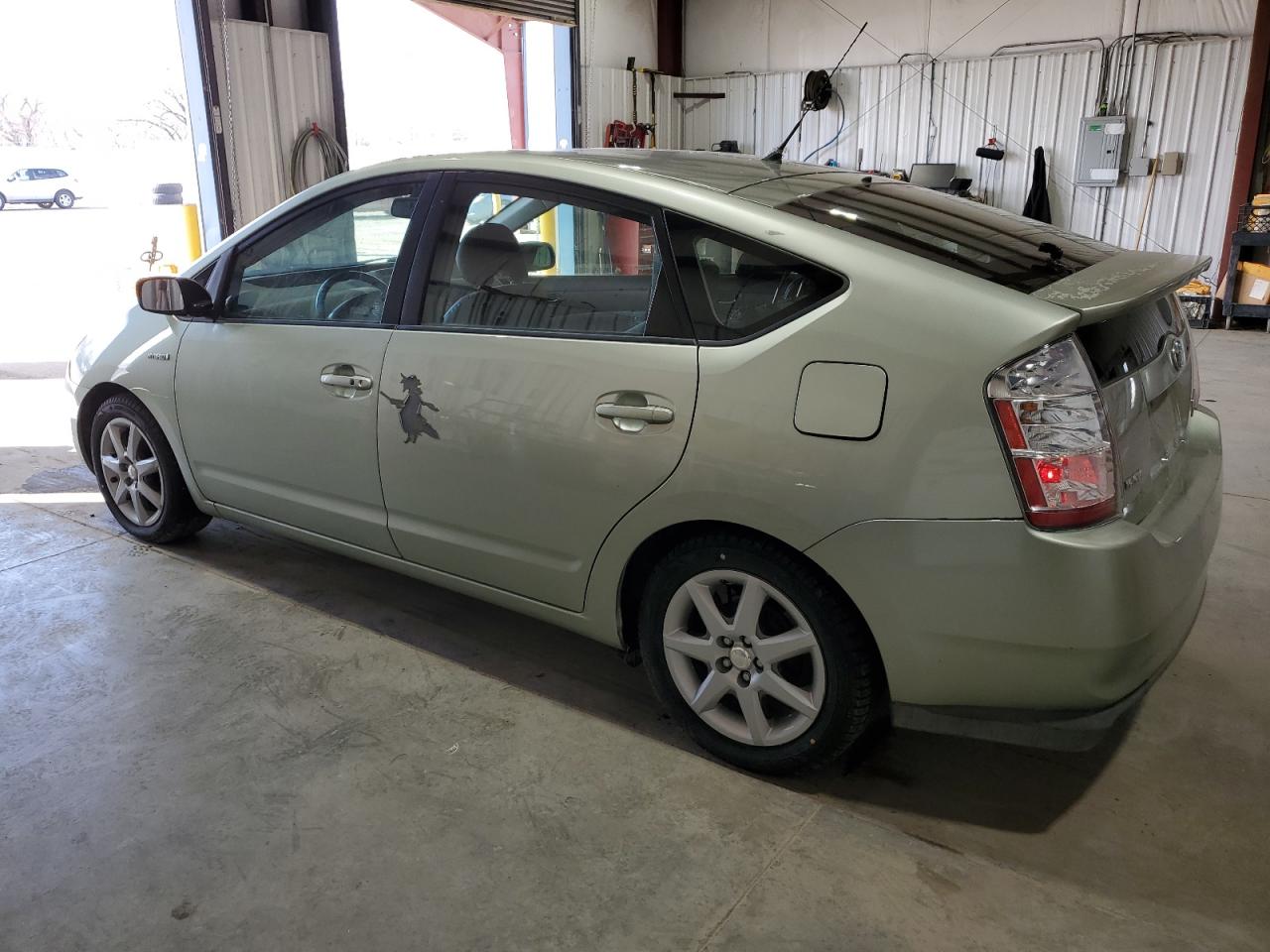 Photo 1 VIN: JTDKB20U277622862 - TOYOTA PRIUS 