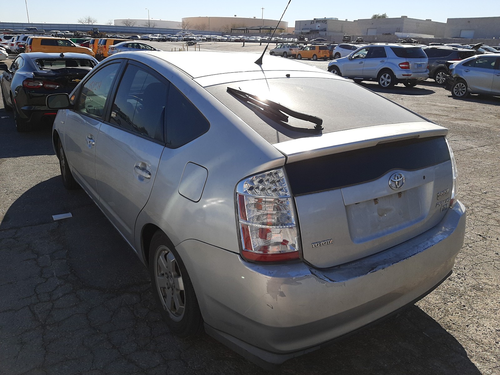 Photo 2 VIN: JTDKB20U277635126 - TOYOTA PRIUS 