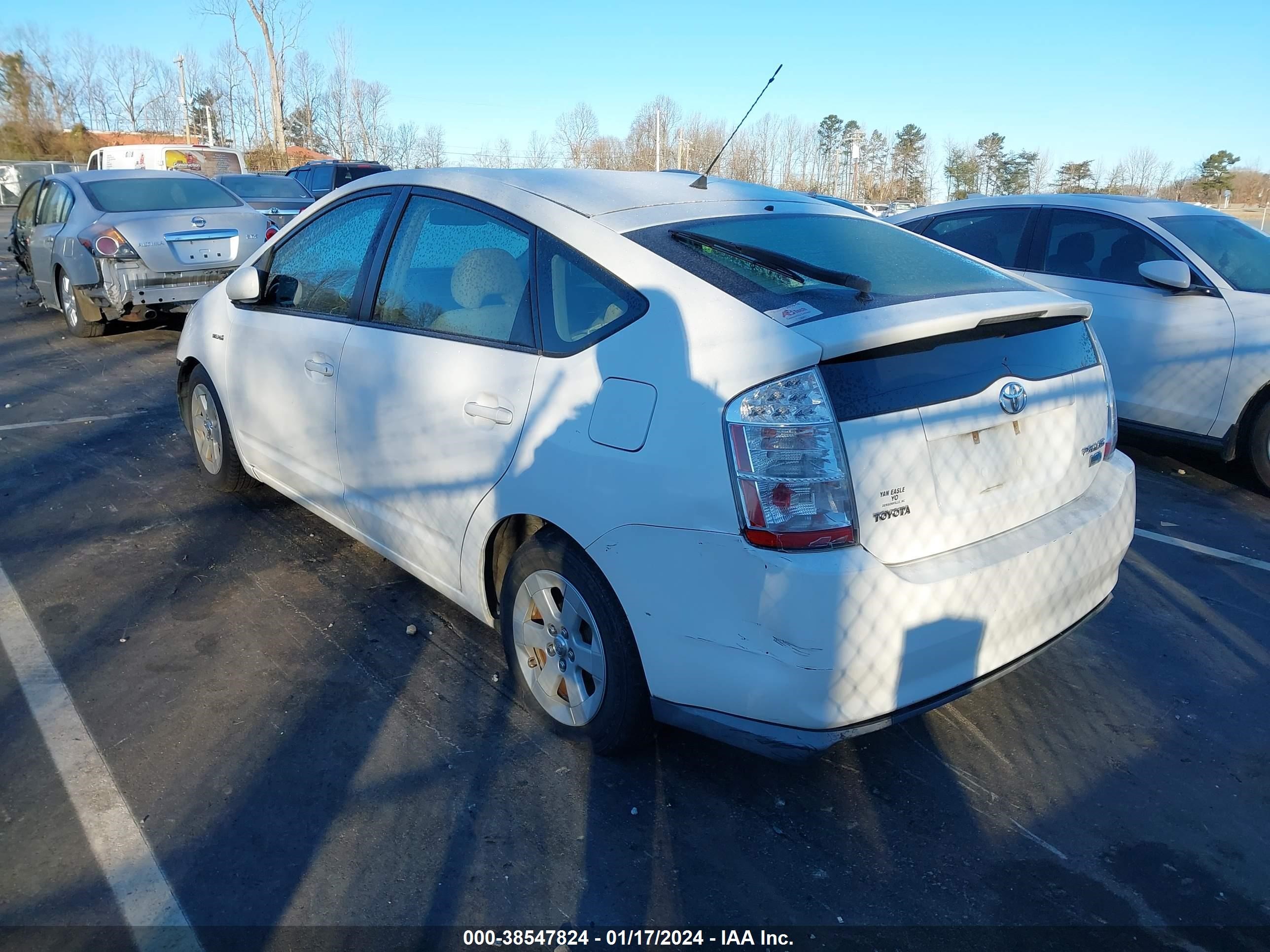 Photo 2 VIN: JTDKB20U277655005 - TOYOTA PRIUS 