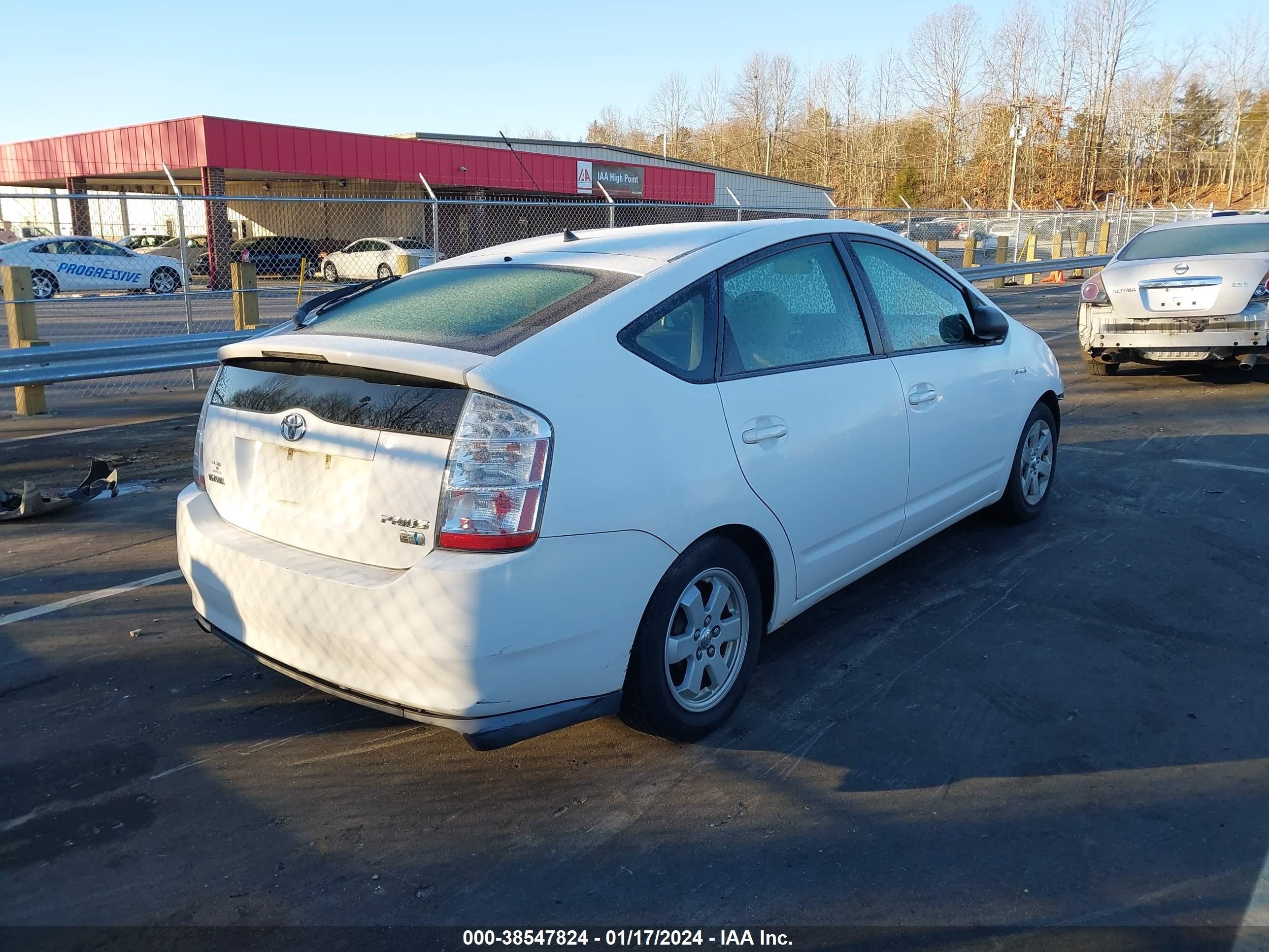 Photo 3 VIN: JTDKB20U277655005 - TOYOTA PRIUS 