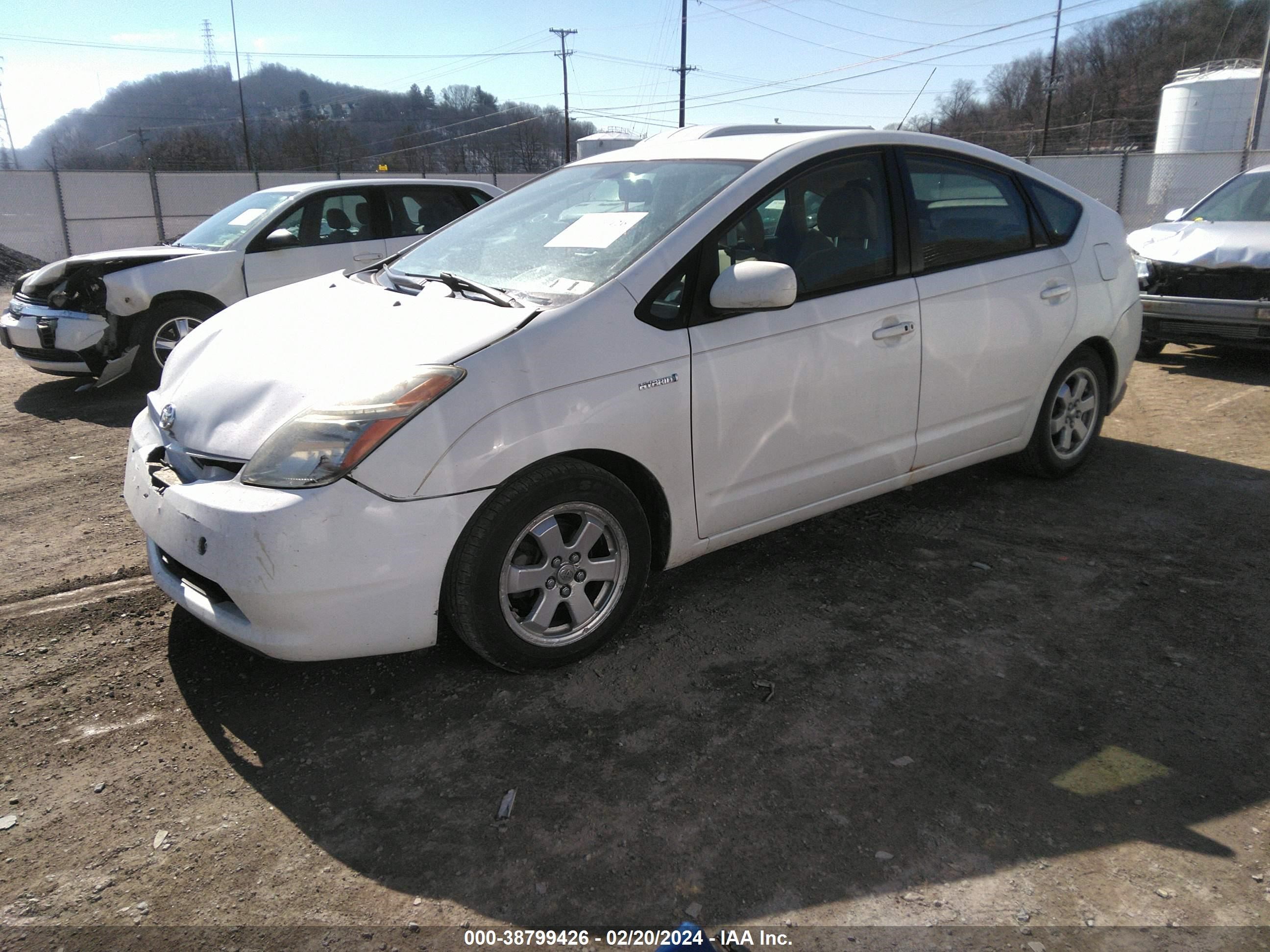 Photo 1 VIN: JTDKB20U277683368 - TOYOTA PRIUS 