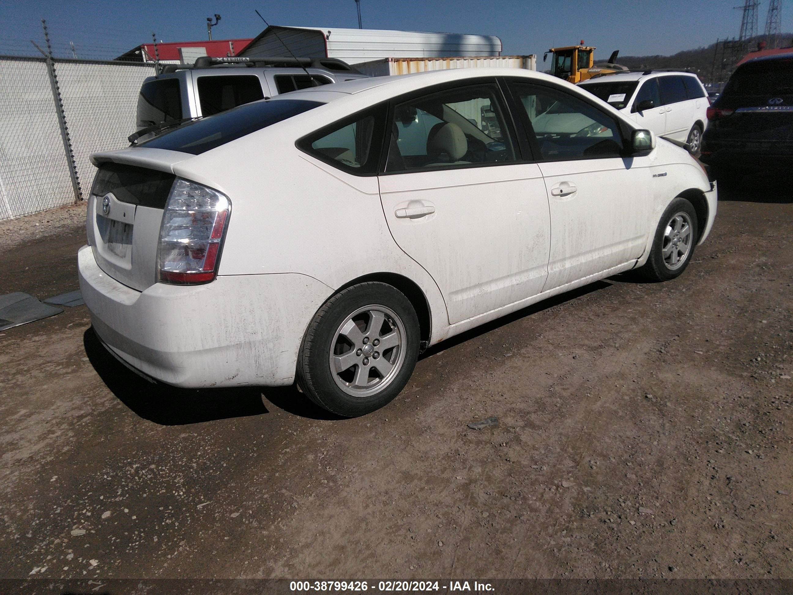 Photo 3 VIN: JTDKB20U277683368 - TOYOTA PRIUS 