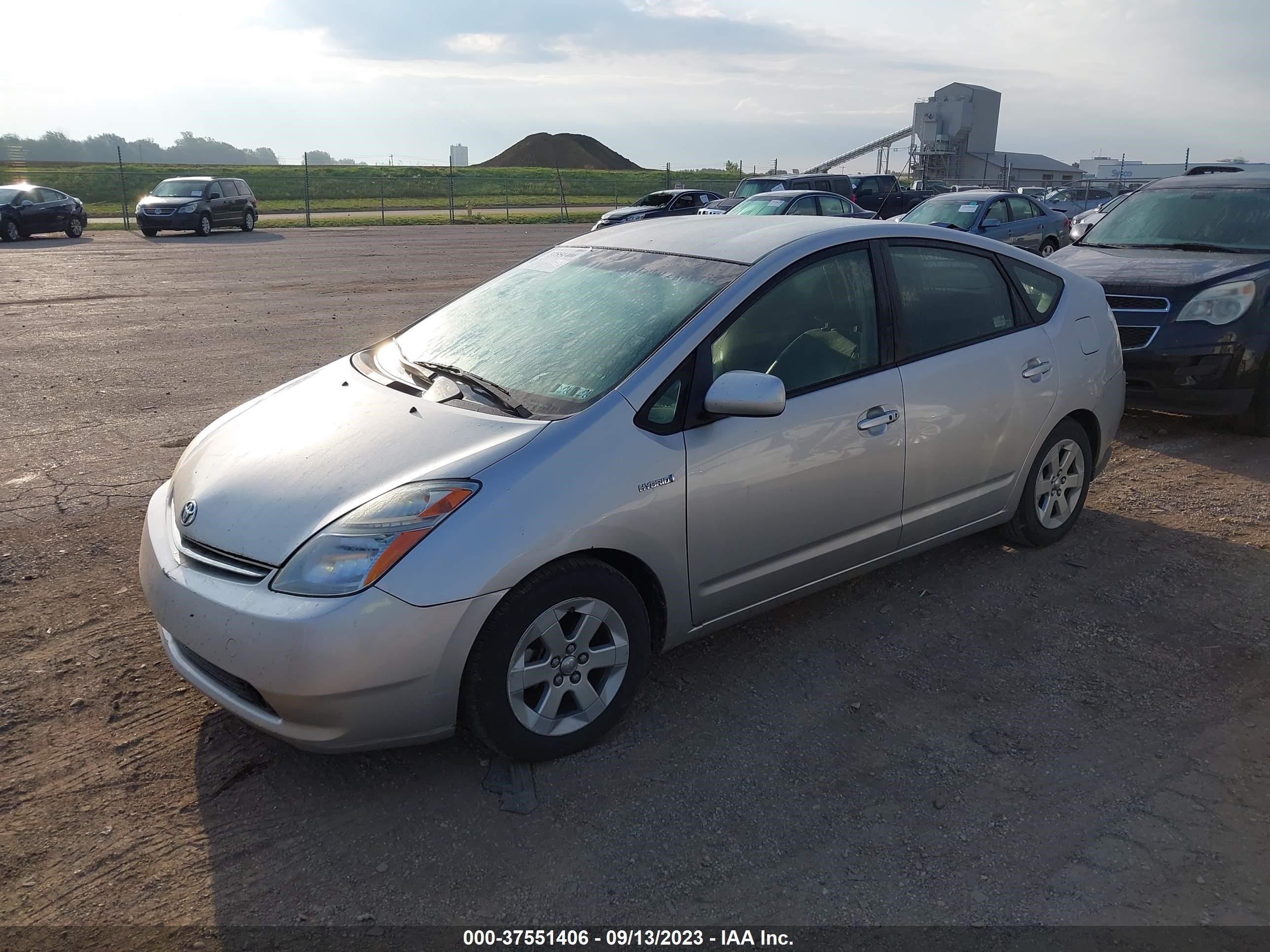 Photo 1 VIN: JTDKB20U283333201 - TOYOTA PRIUS 