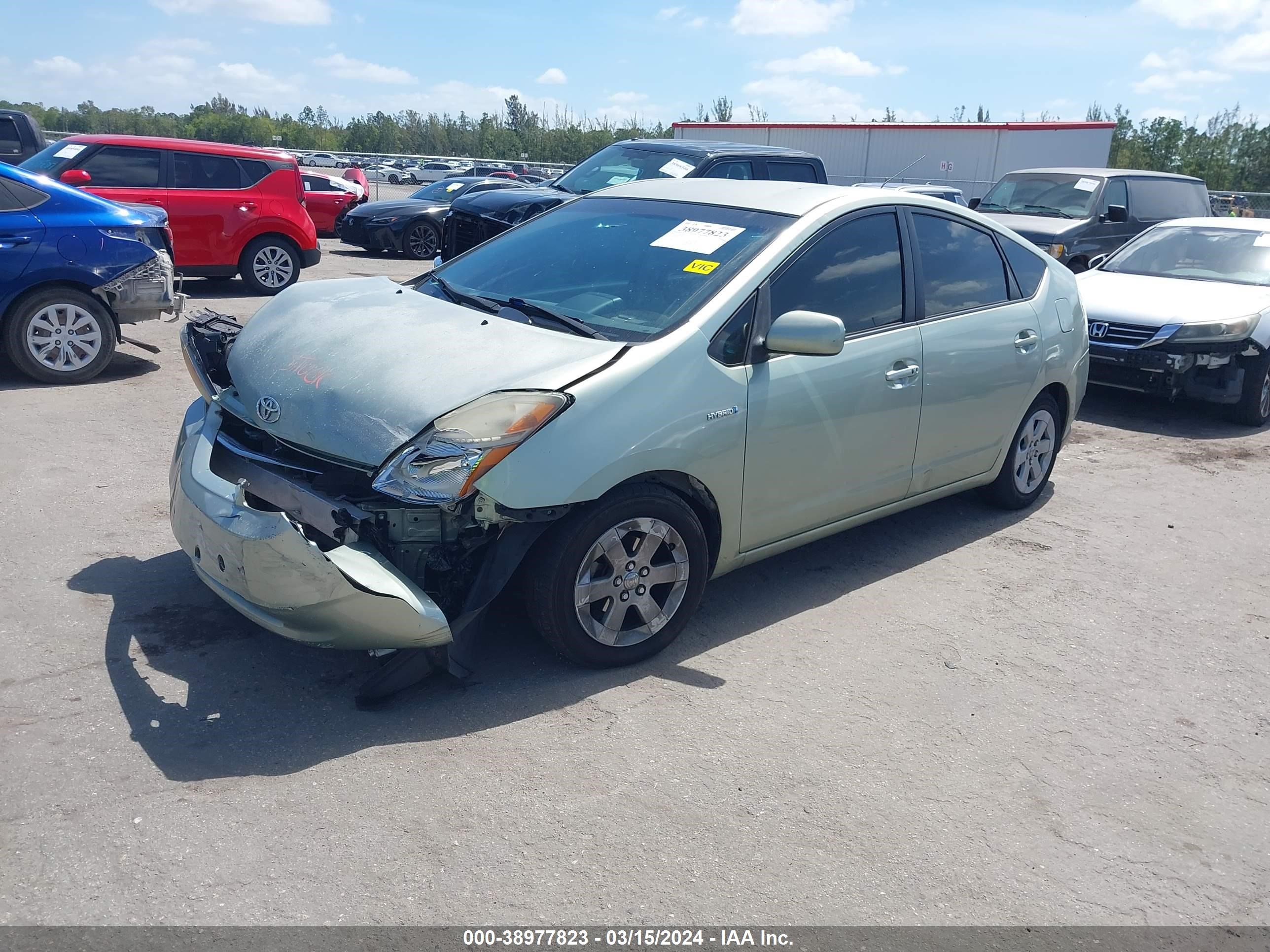 Photo 1 VIN: JTDKB20U283428017 - TOYOTA PRIUS 