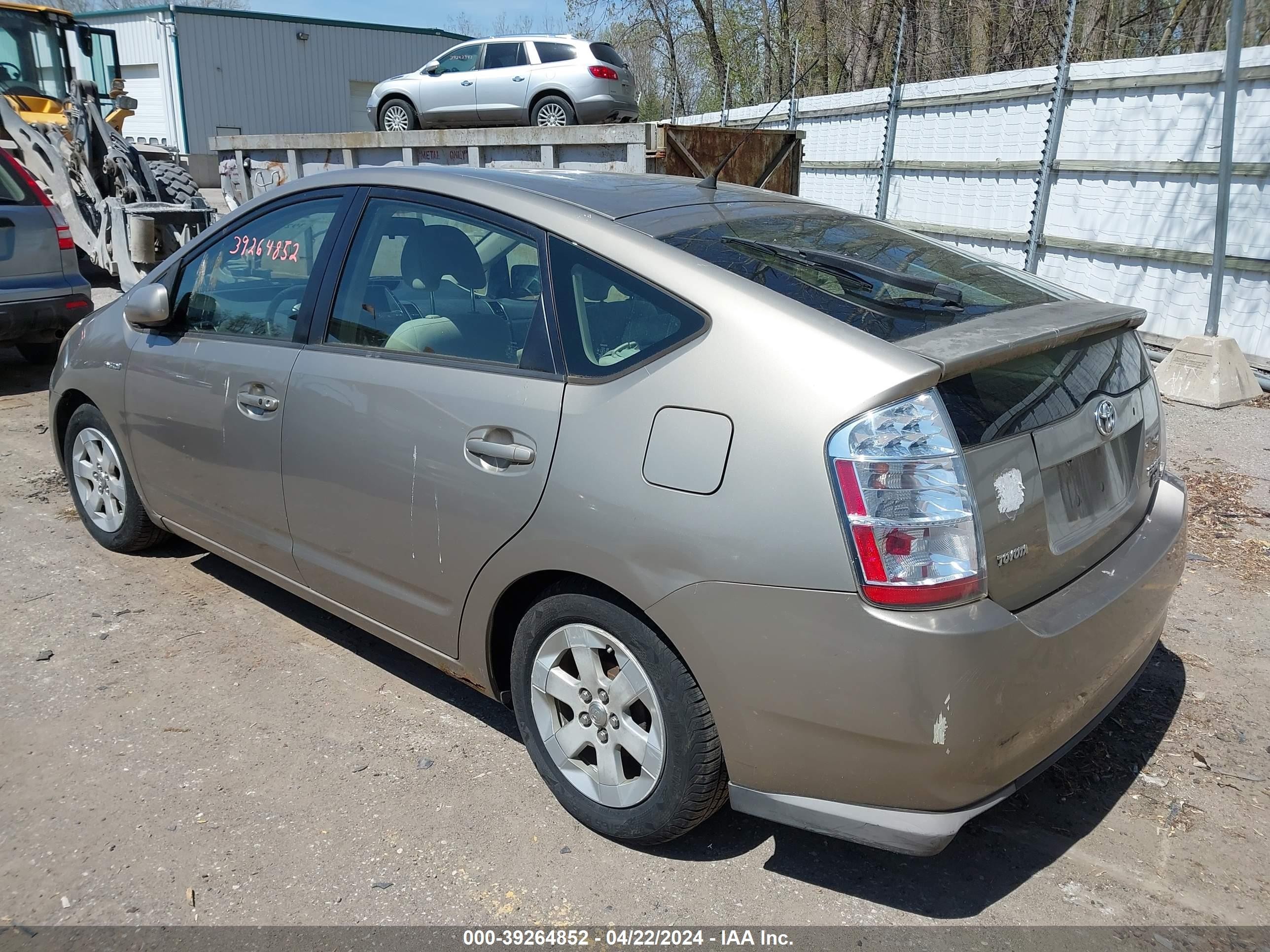 Photo 2 VIN: JTDKB20U287778692 - TOYOTA PRIUS 