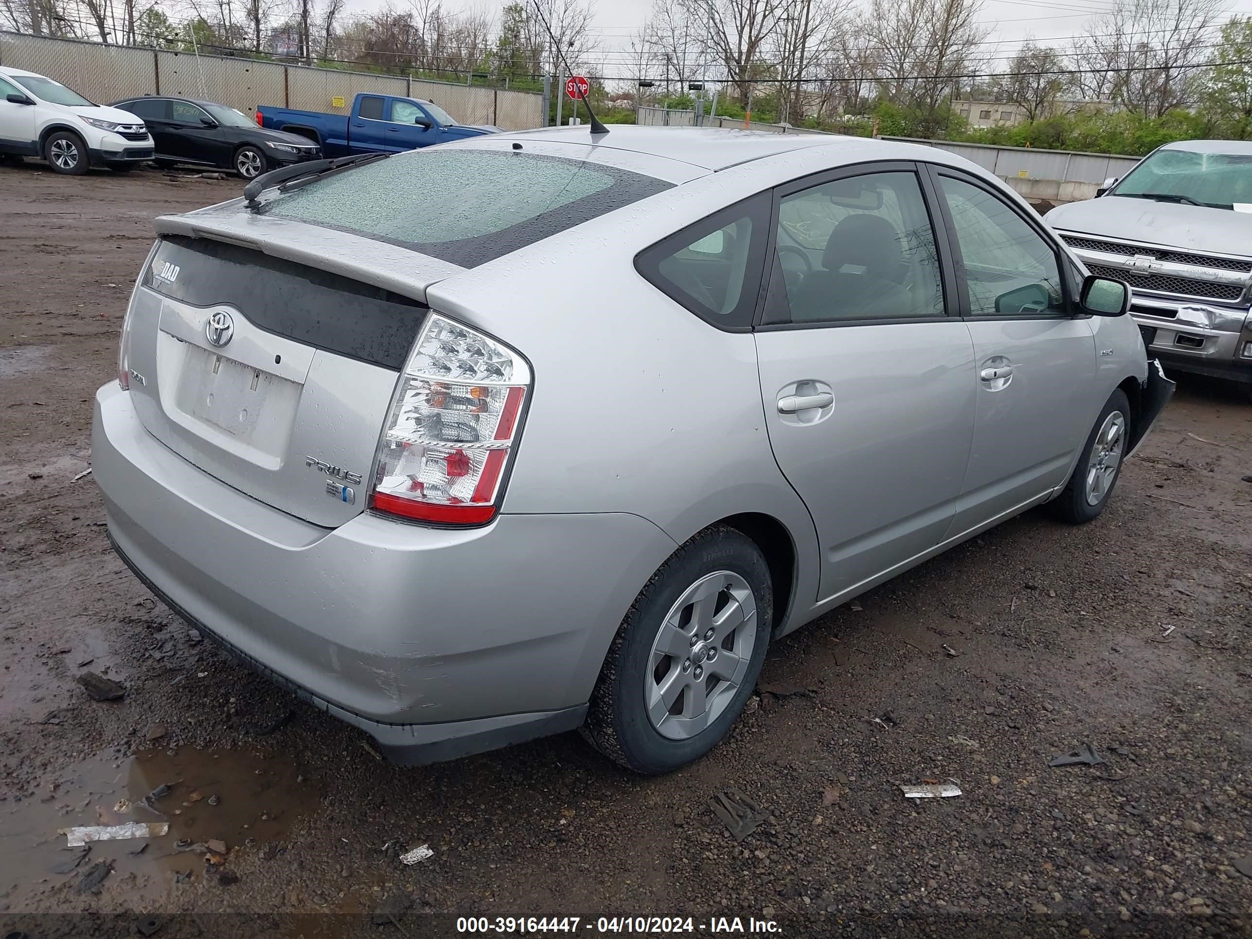 Photo 3 VIN: JTDKB20U287799560 - TOYOTA PRIUS 