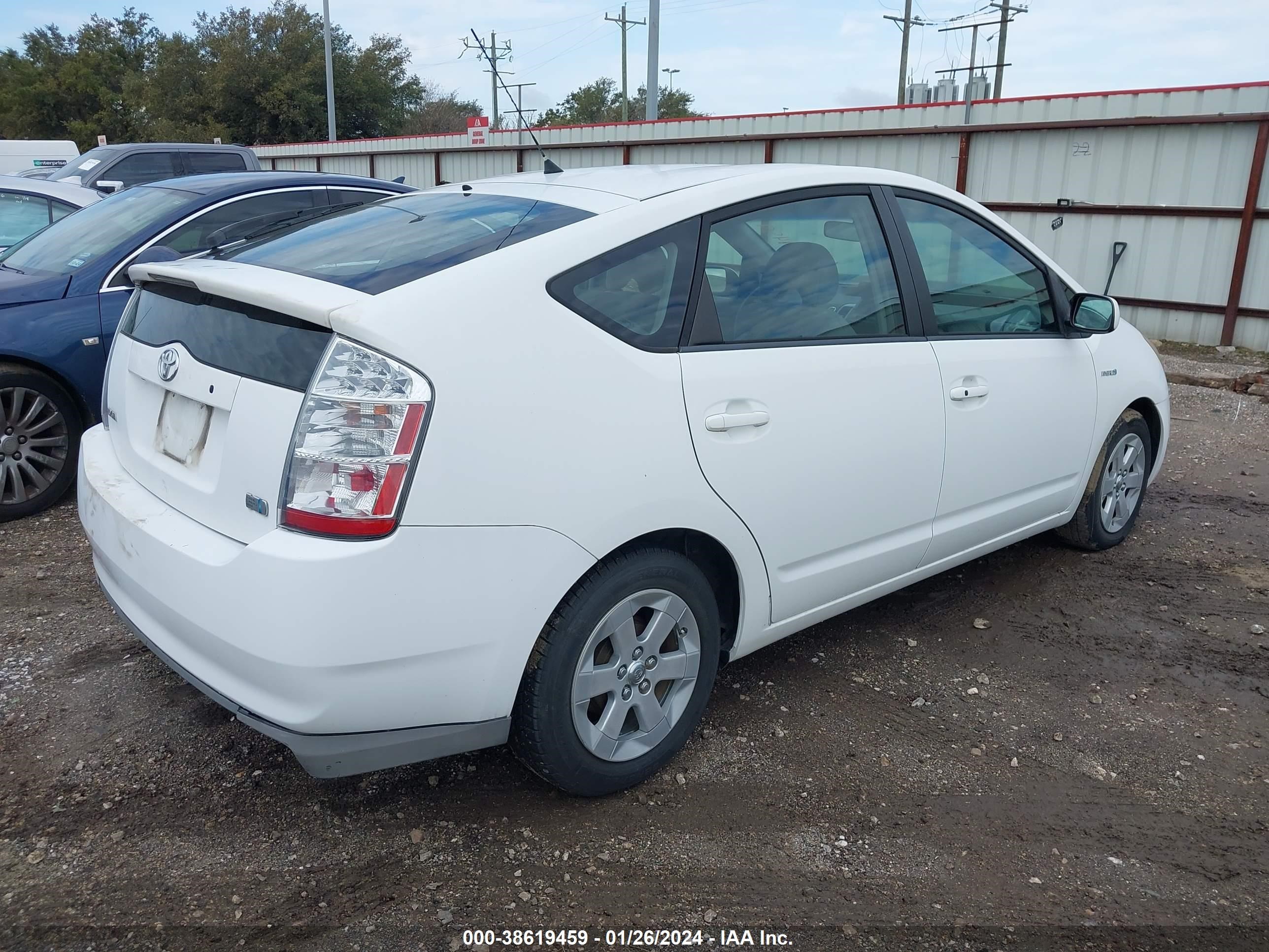 Photo 3 VIN: JTDKB20U297833496 - TOYOTA PRIUS 