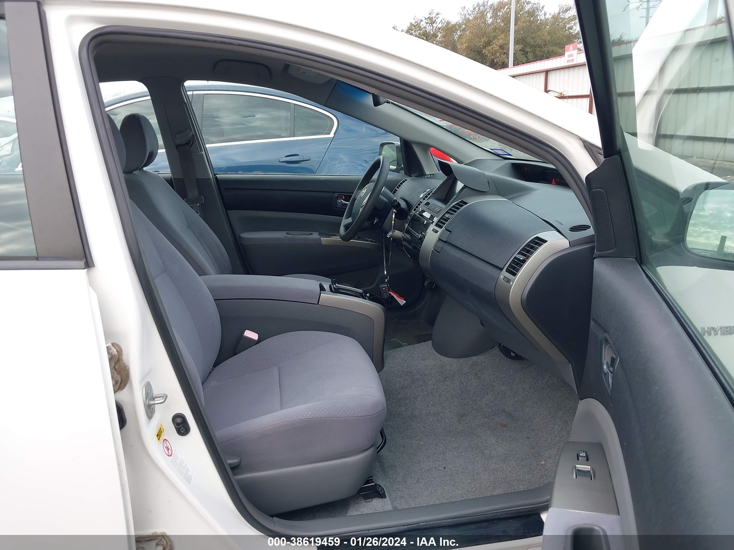 Photo 4 VIN: JTDKB20U297833496 - TOYOTA PRIUS 