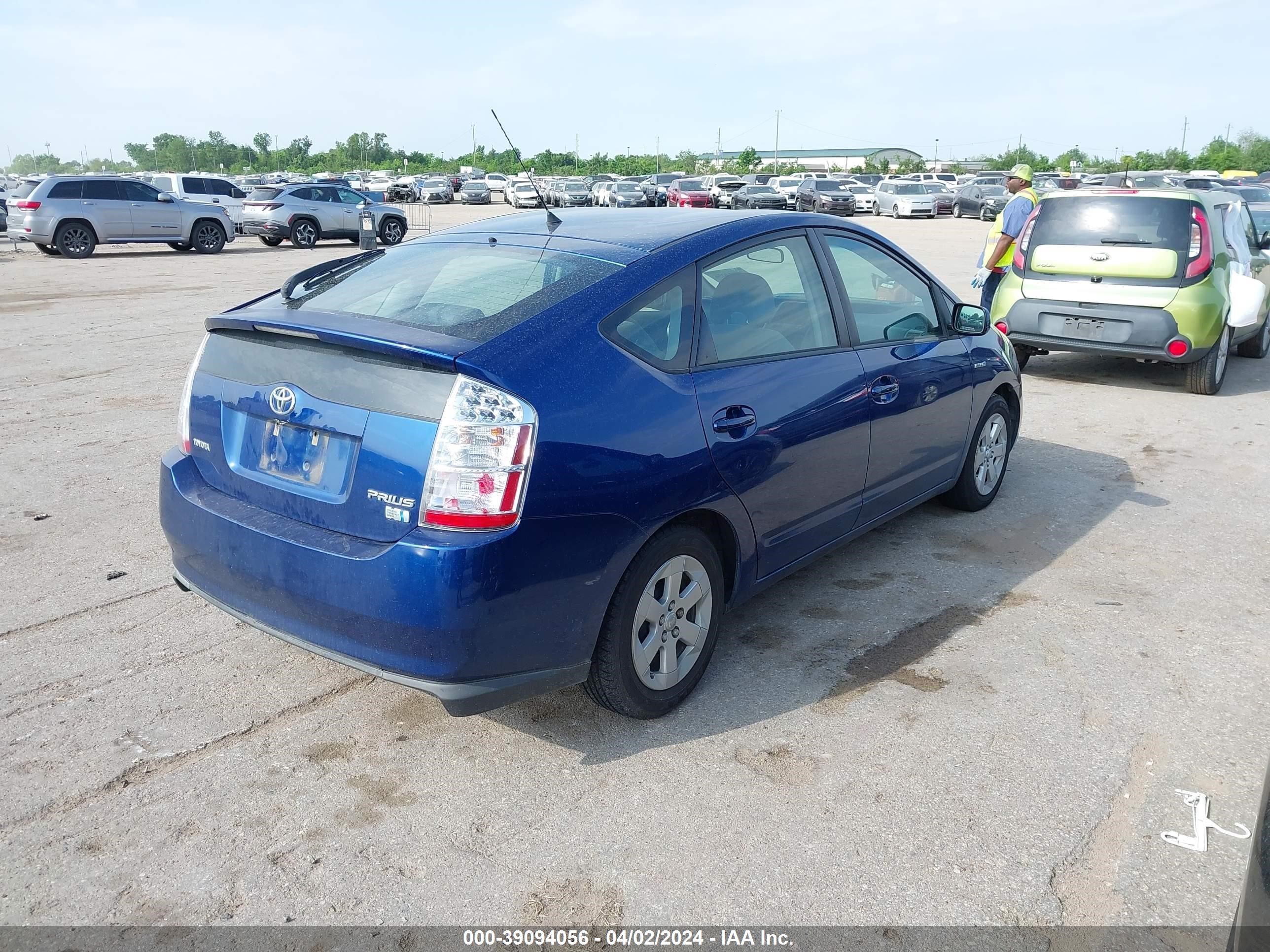 Photo 3 VIN: JTDKB20U297893536 - TOYOTA PRIUS 