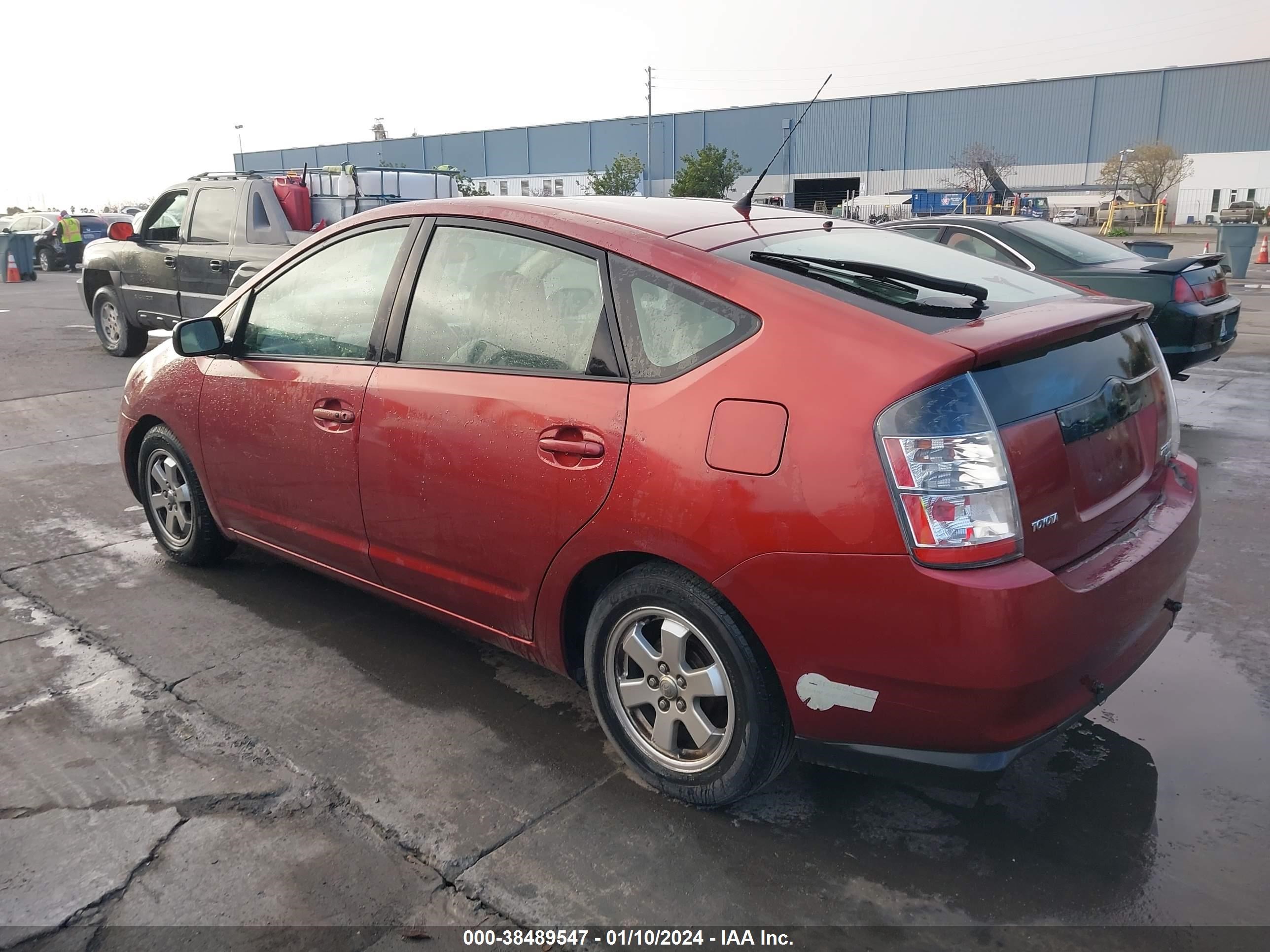 Photo 2 VIN: JTDKB20U353026695 - TOYOTA PRIUS 