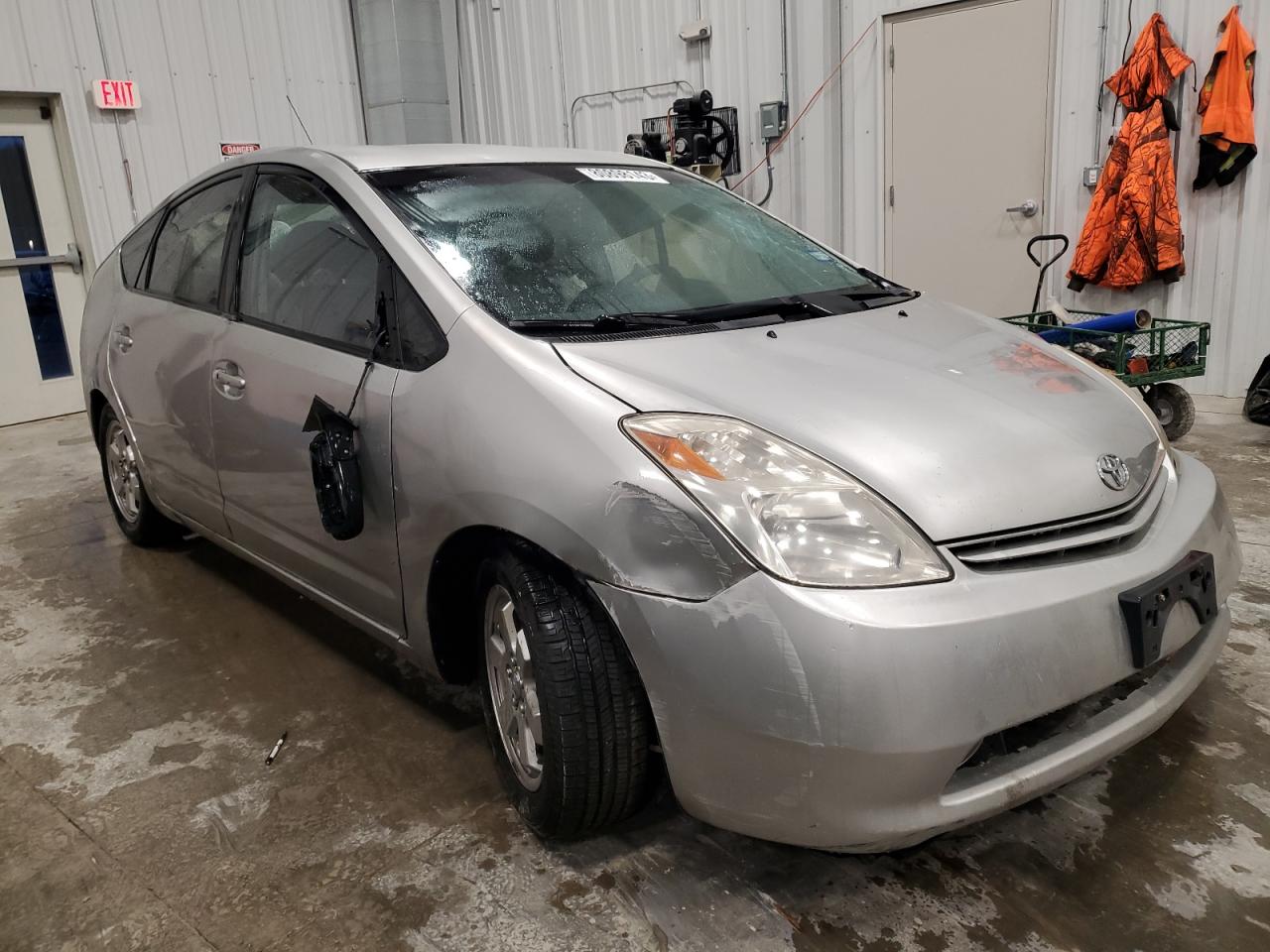 Photo 3 VIN: JTDKB20U353064749 - TOYOTA PRIUS 