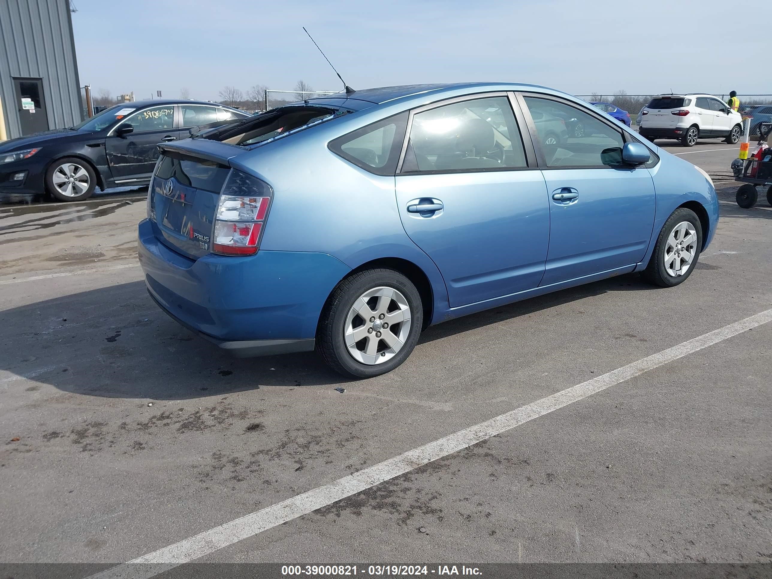 Photo 3 VIN: JTDKB20U357056188 - TOYOTA PRIUS 