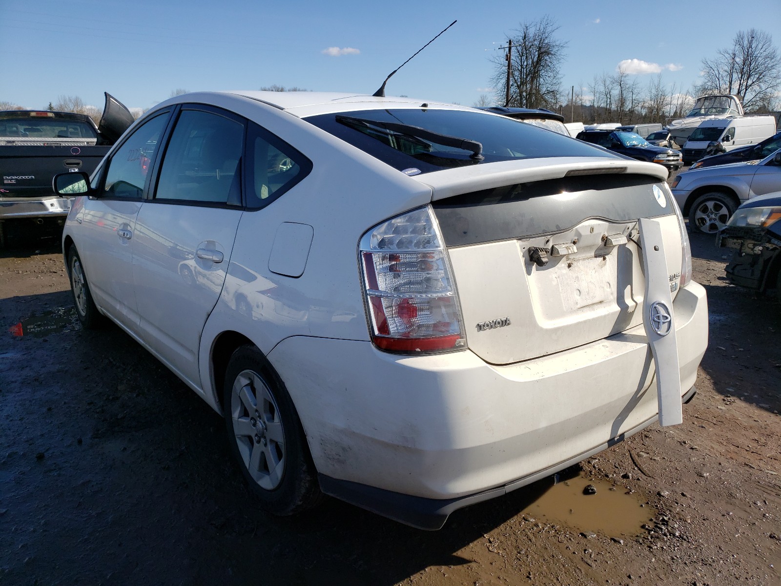 Photo 2 VIN: JTDKB20U363155215 - TOYOTA PRIUS 