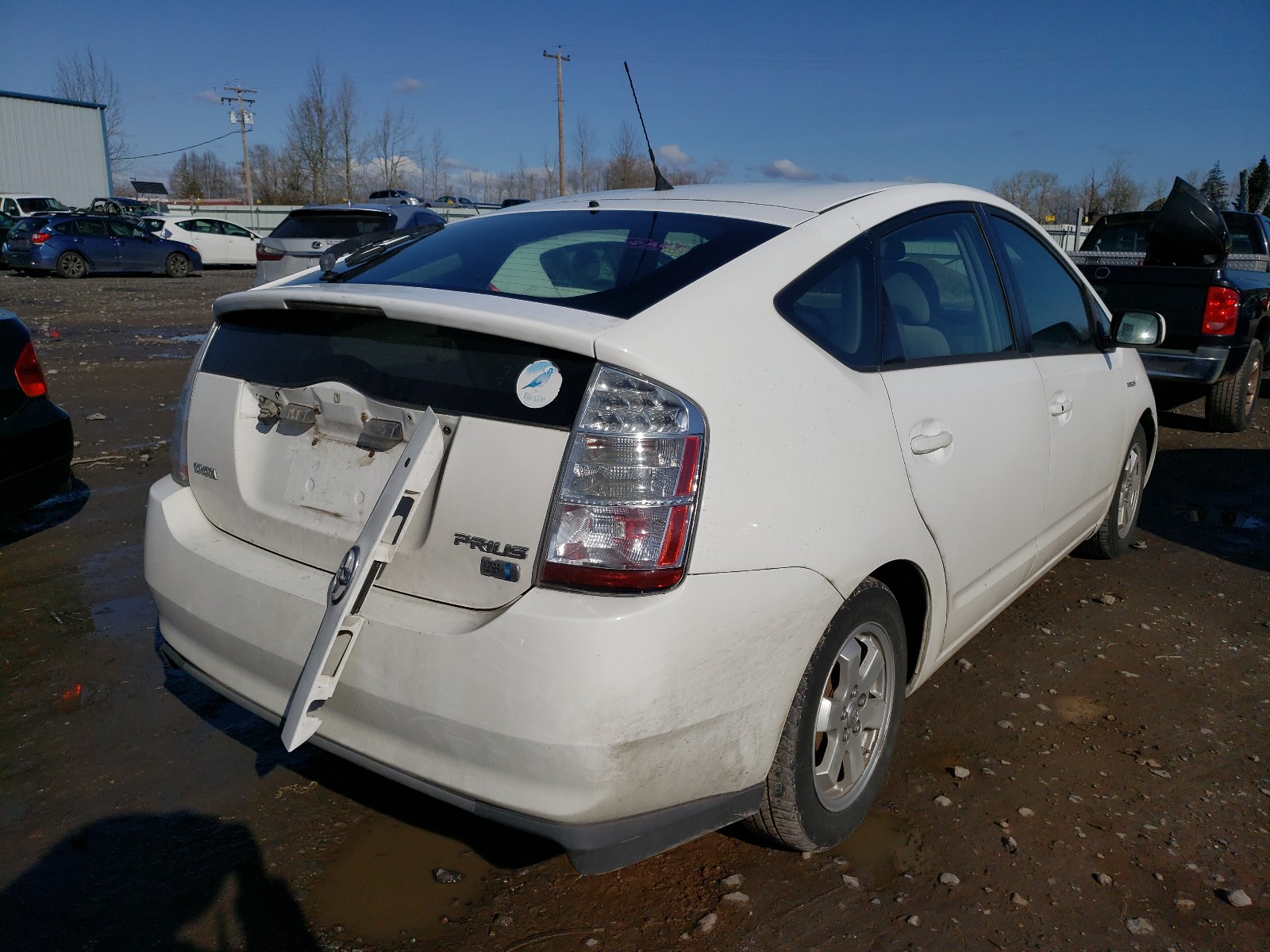 Photo 3 VIN: JTDKB20U363155215 - TOYOTA PRIUS 