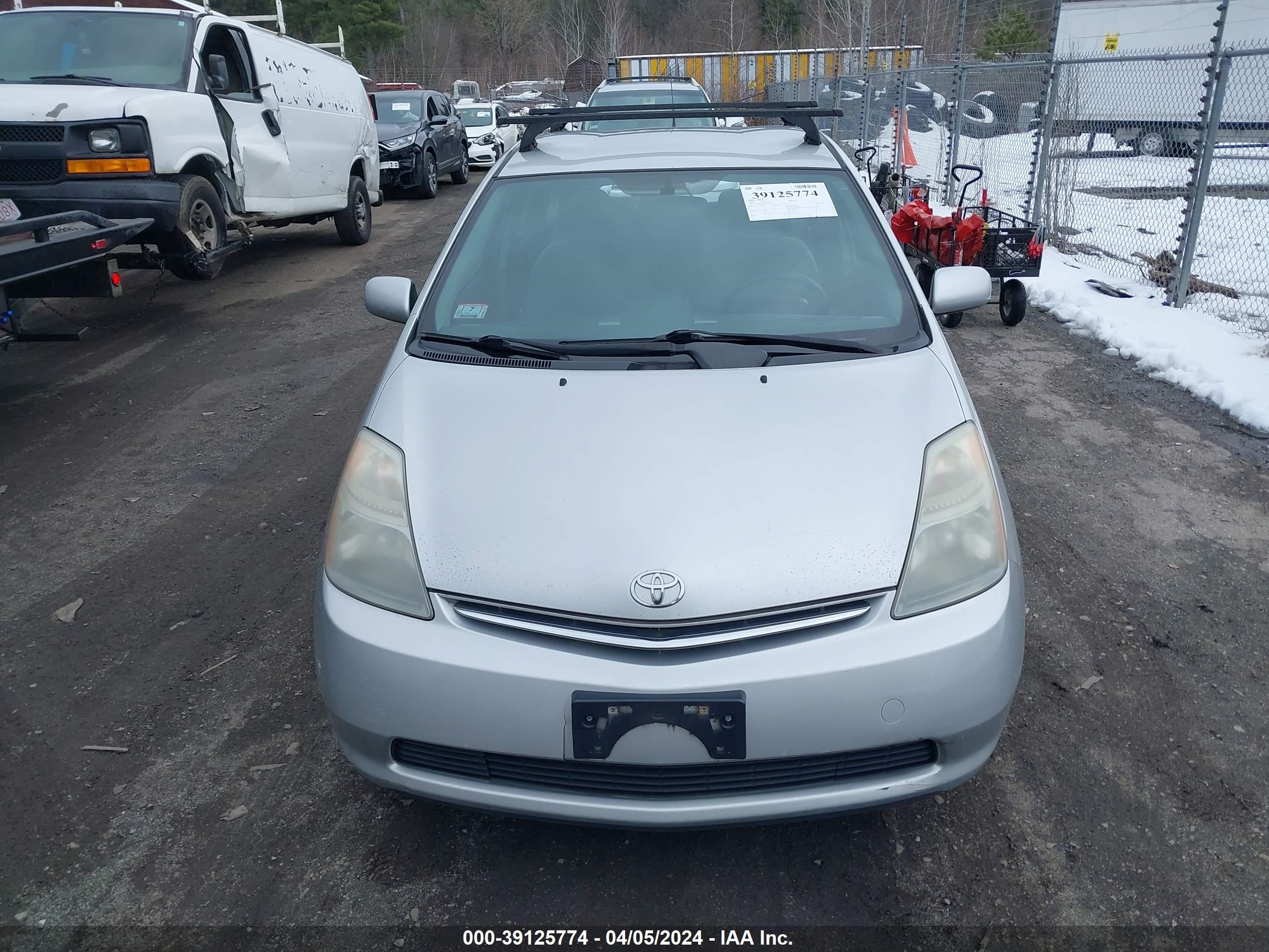 Photo 11 VIN: JTDKB20U373214202 - TOYOTA PRIUS 