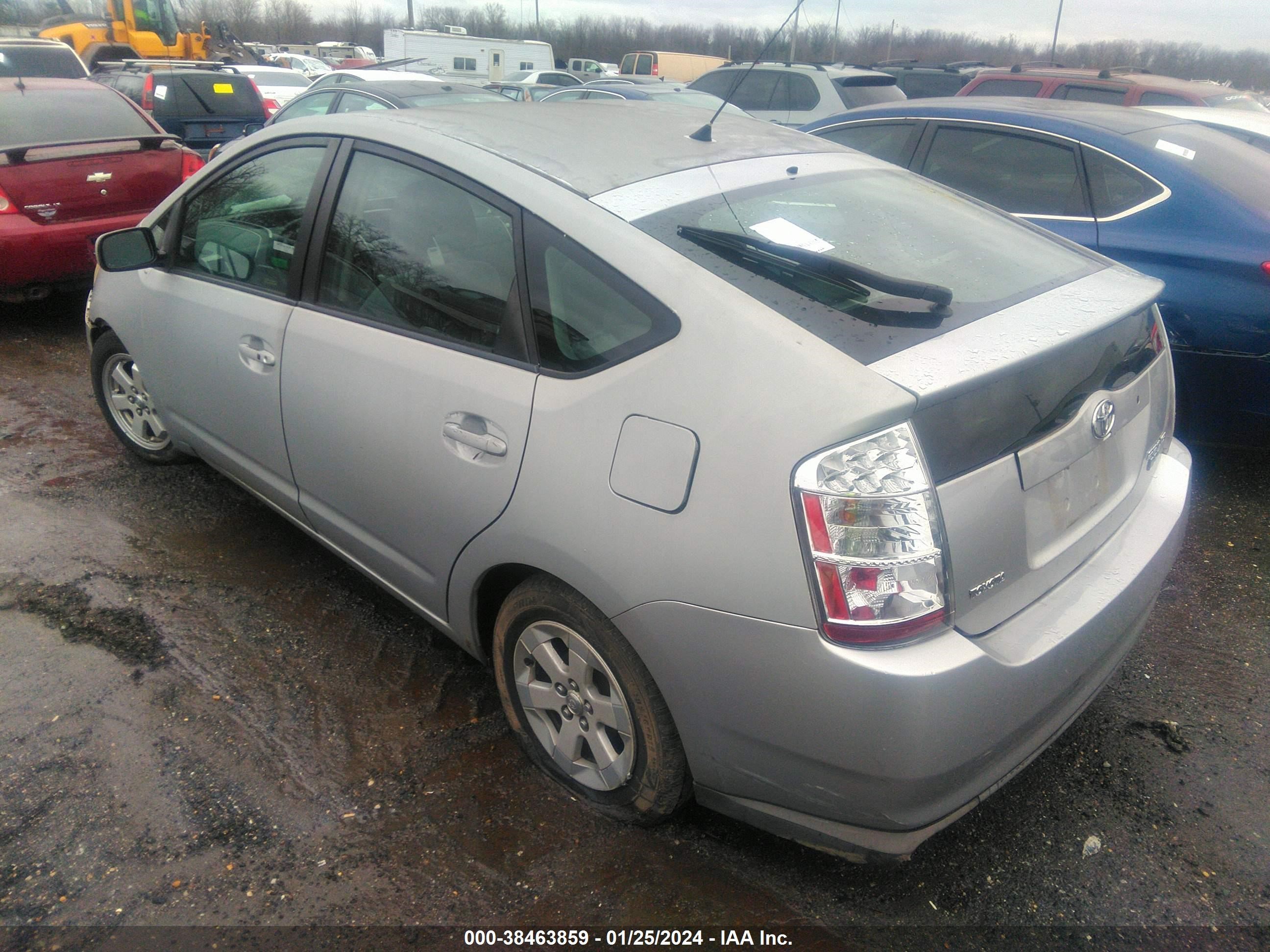 Photo 2 VIN: JTDKB20U373279891 - TOYOTA PRIUS 