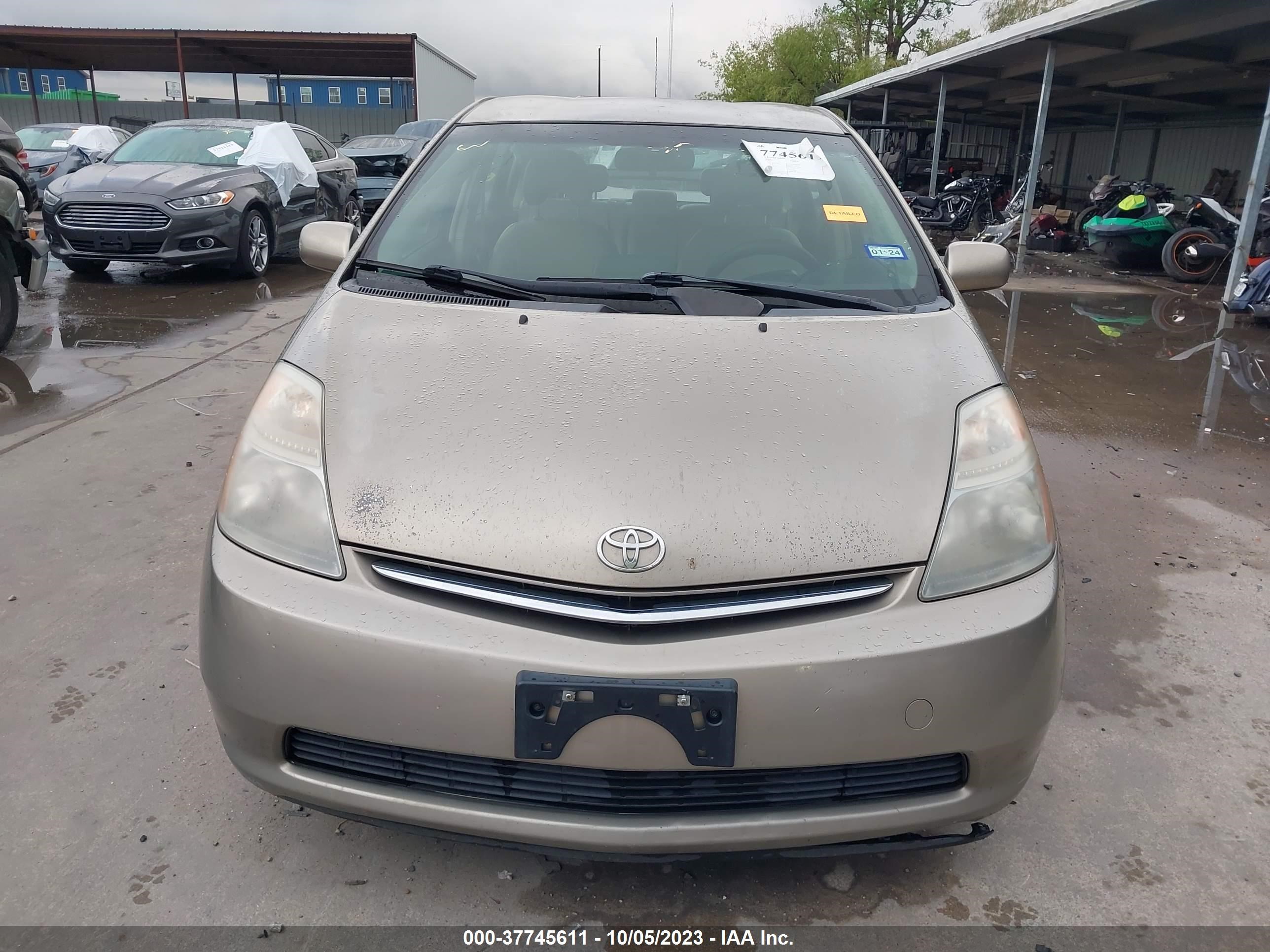 Photo 11 VIN: JTDKB20U373293709 - TOYOTA PRIUS 