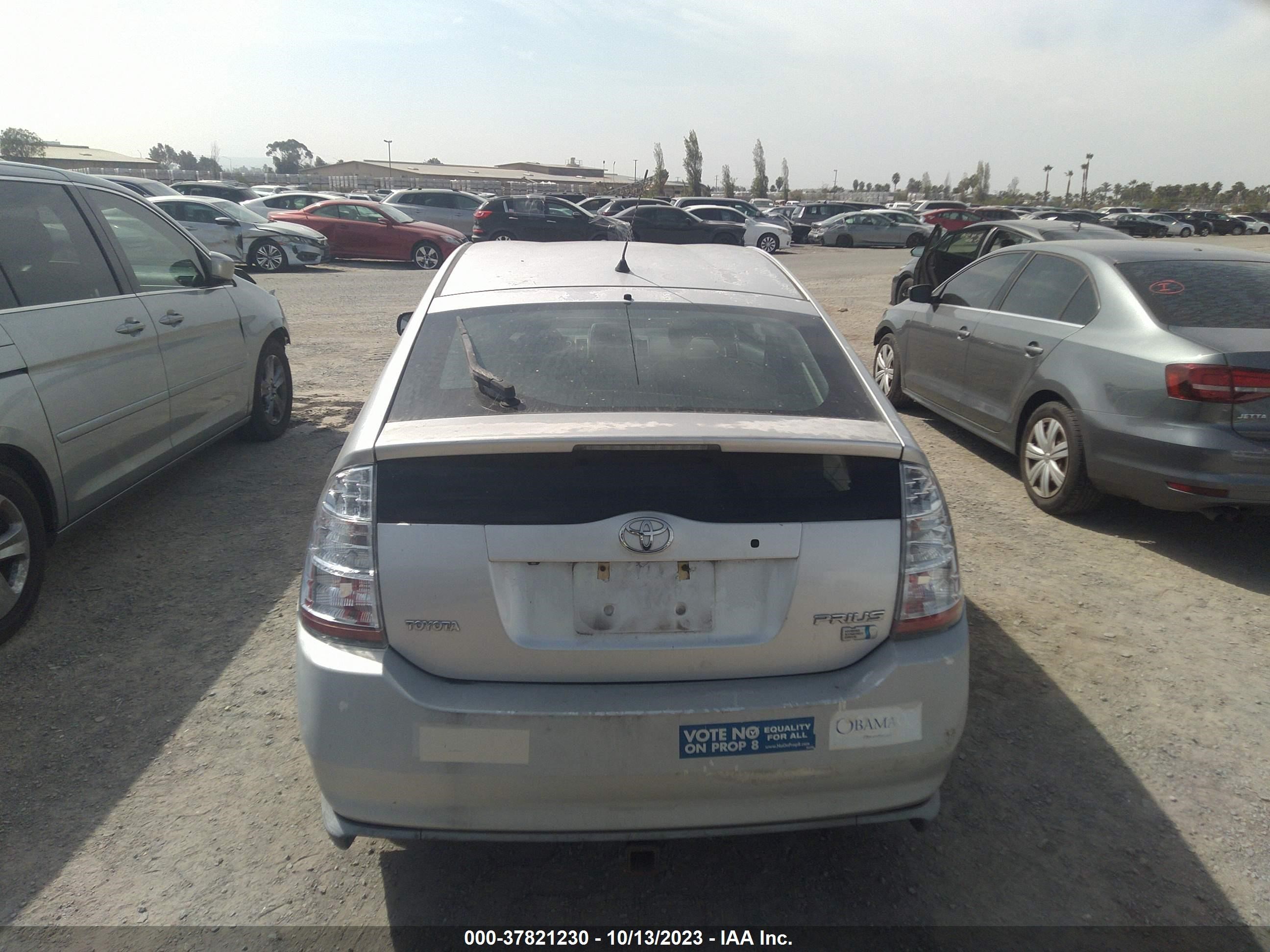 Photo 11 VIN: JTDKB20U377669432 - TOYOTA PRIUS 