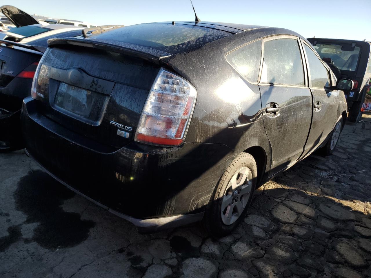 Photo 2 VIN: JTDKB20U383304175 - TOYOTA PRIUS 