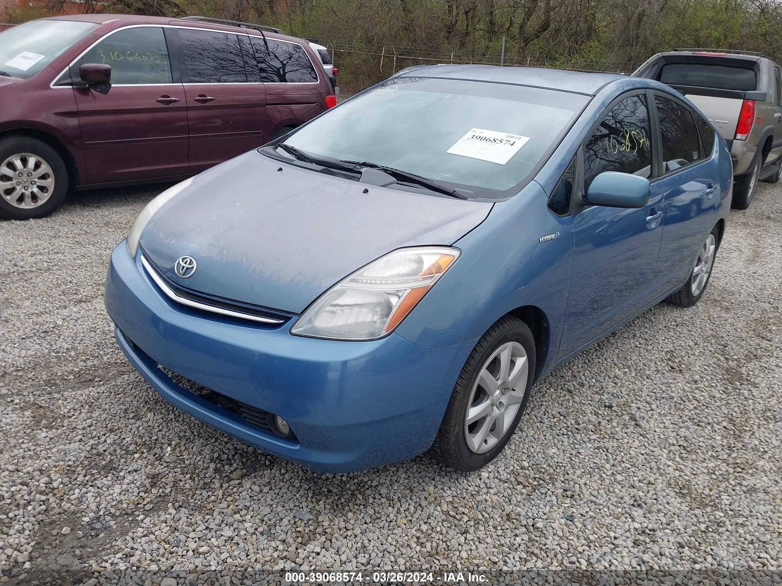 Photo 1 VIN: JTDKB20U387750318 - TOYOTA PRIUS 