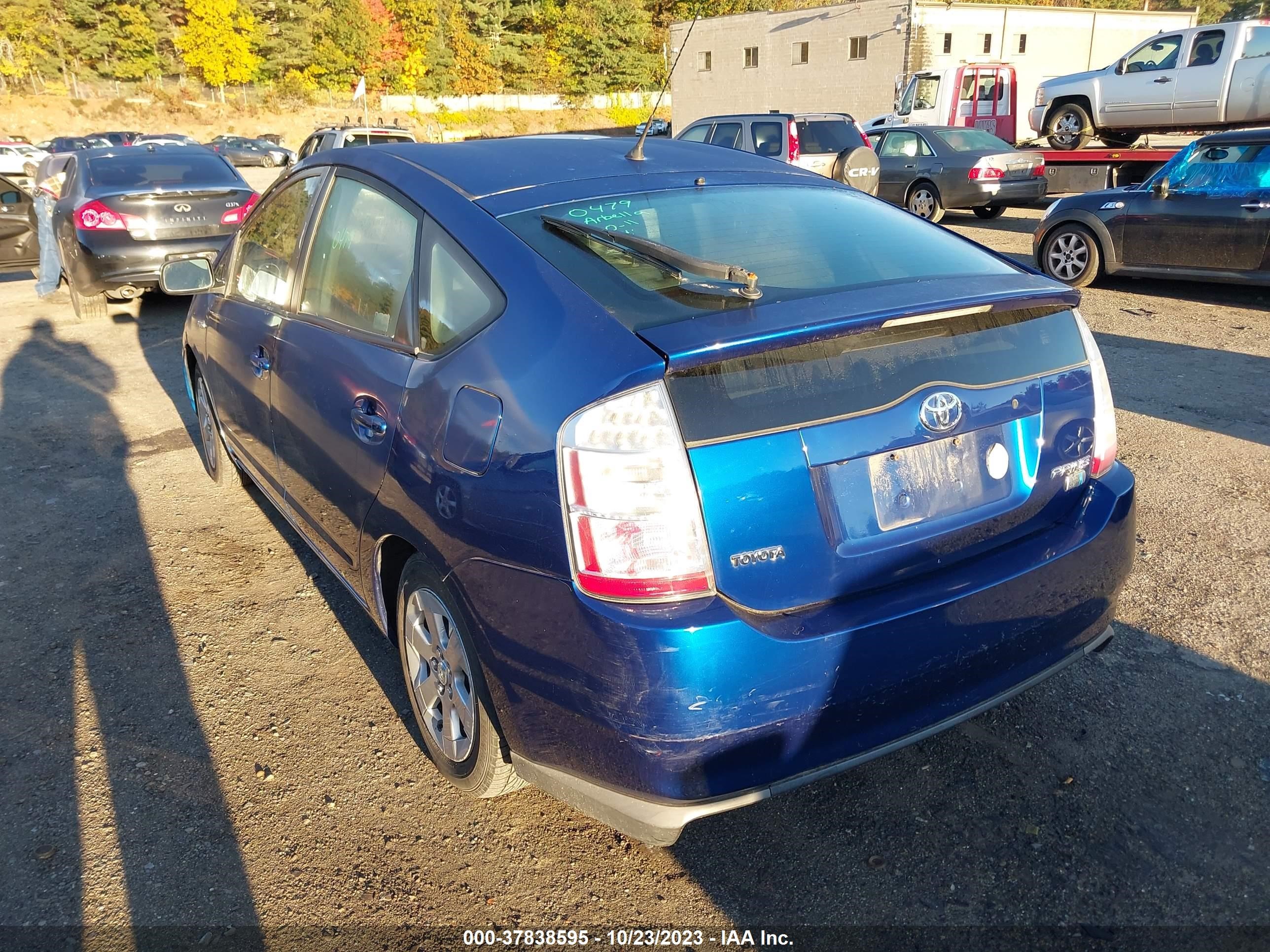 Photo 2 VIN: JTDKB20U387818181 - TOYOTA PRIUS 