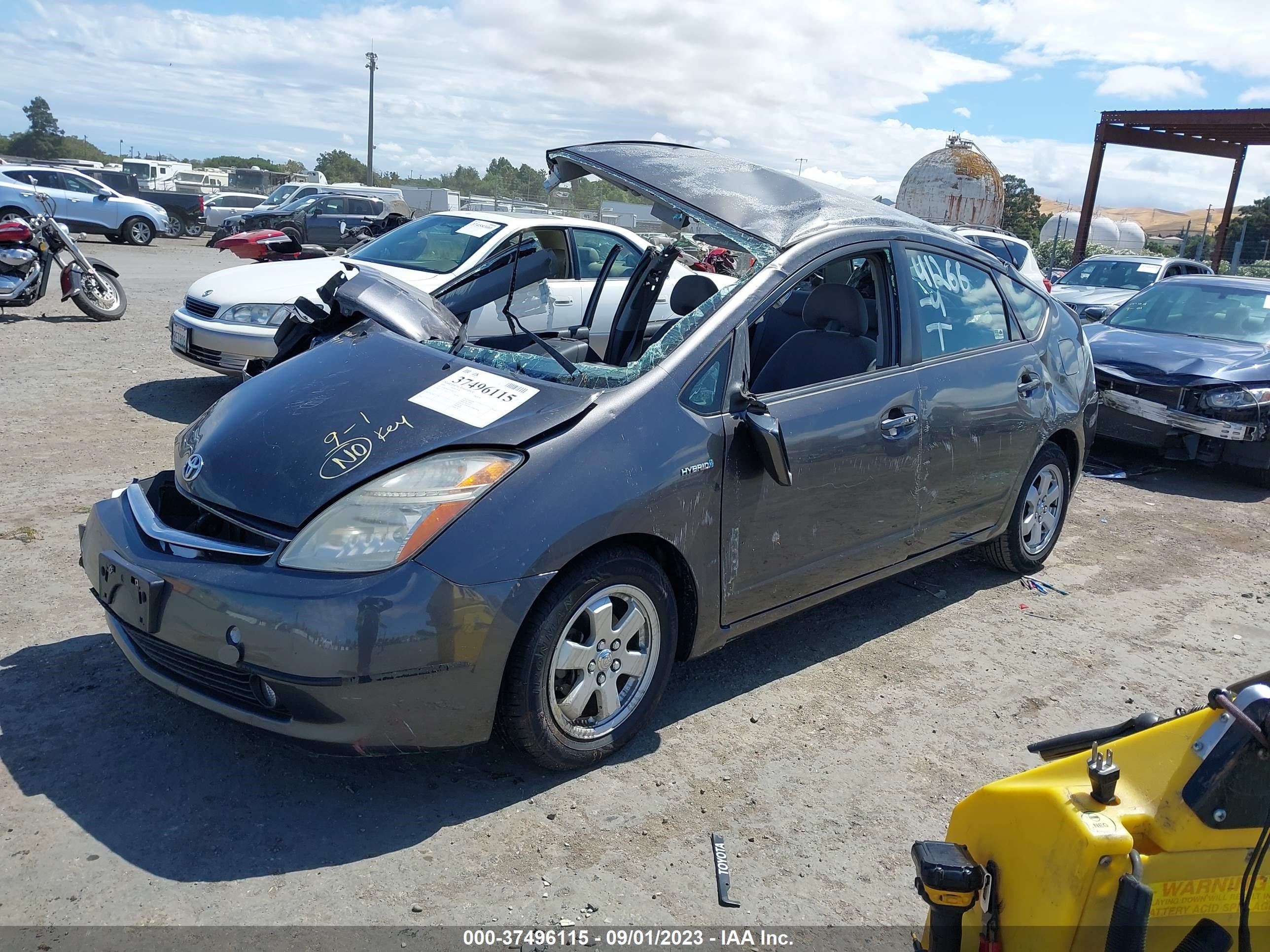 Photo 1 VIN: JTDKB20U393487725 - TOYOTA PRIUS 