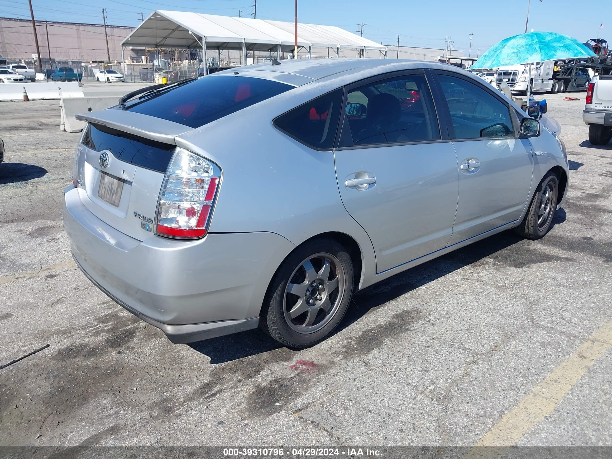 Photo 3 VIN: JTDKB20U393496733 - TOYOTA PRIUS 