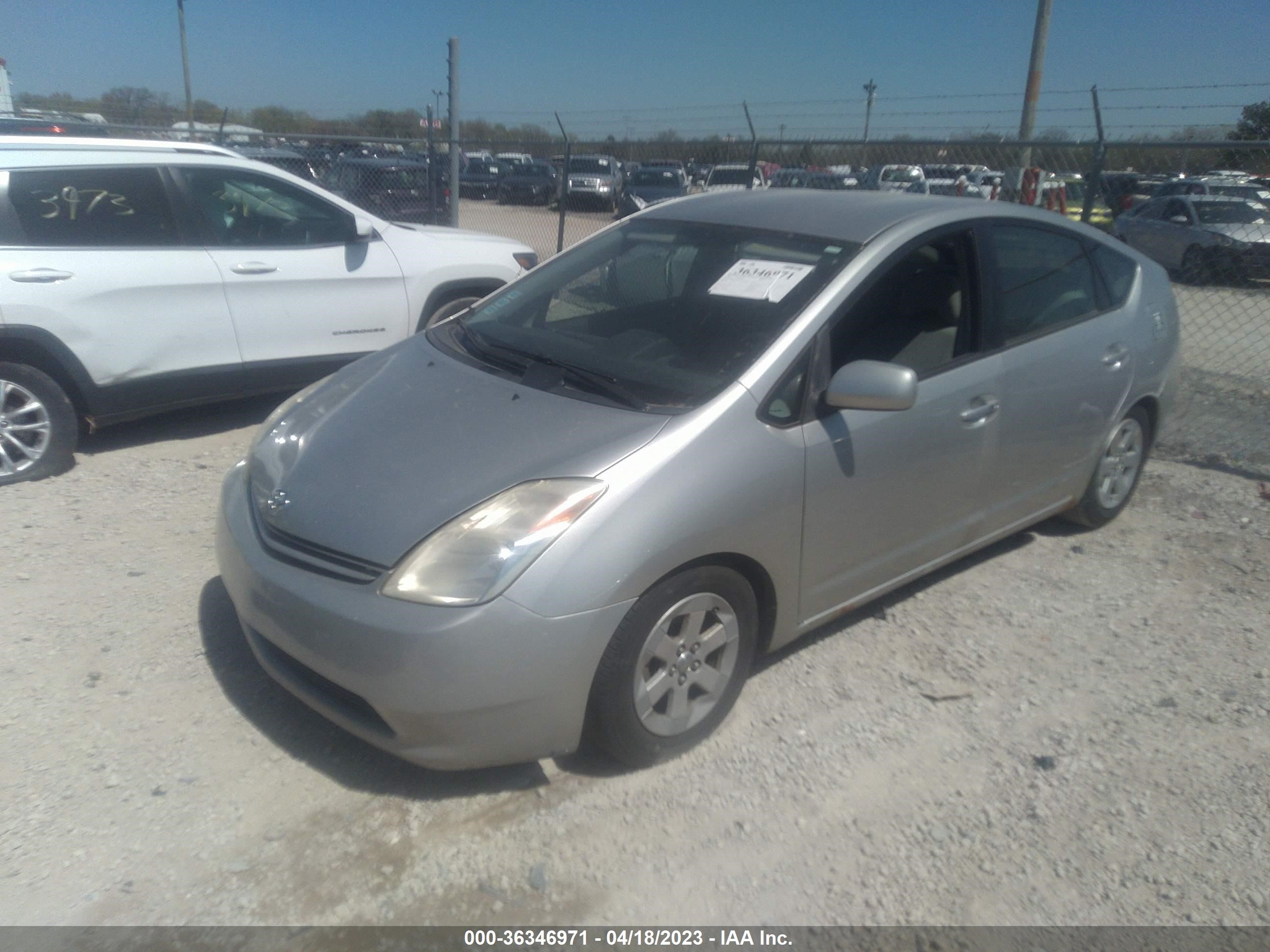 Photo 1 VIN: JTDKB20U440046714 - TOYOTA PRIUS 