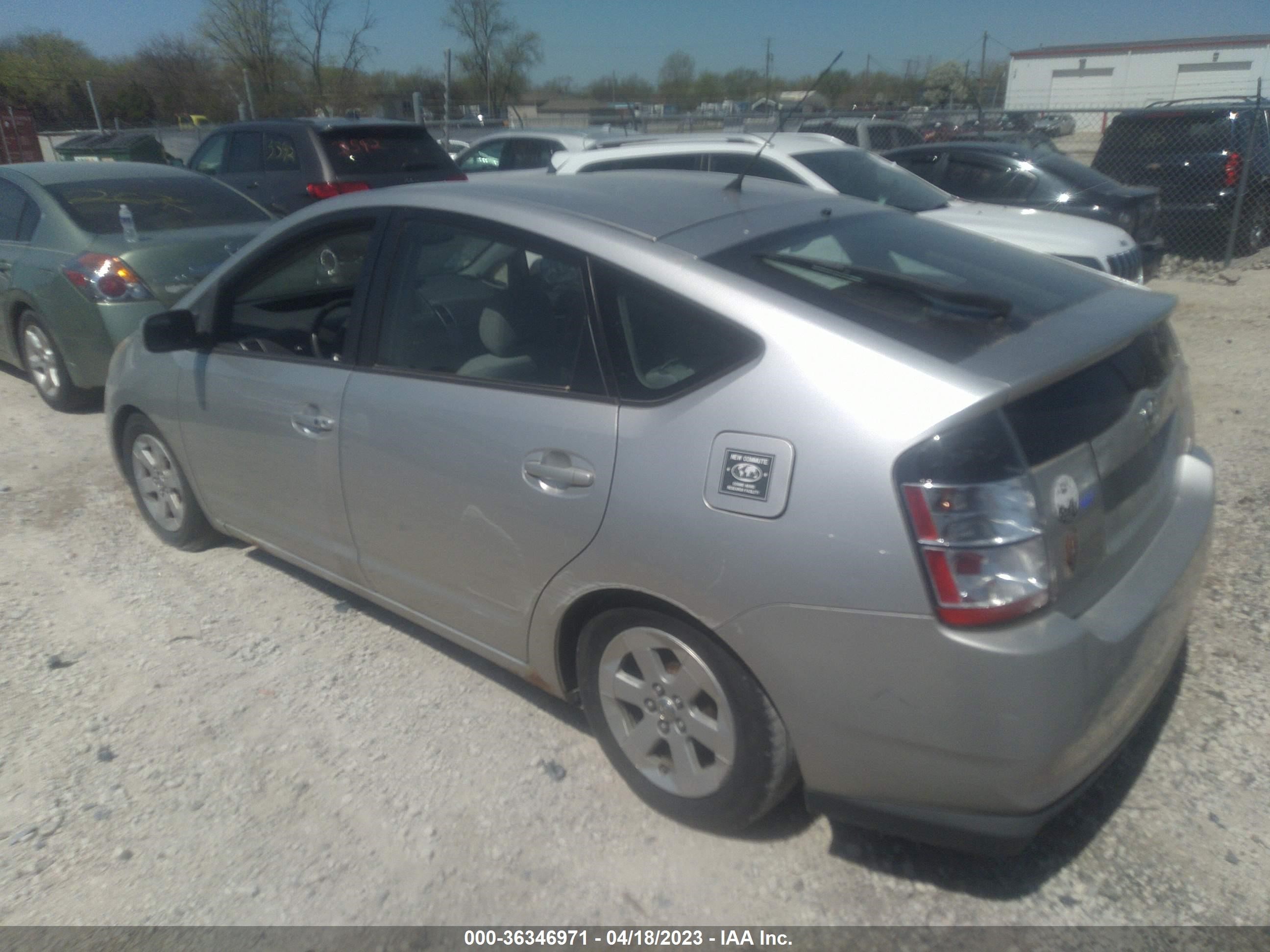 Photo 2 VIN: JTDKB20U440046714 - TOYOTA PRIUS 