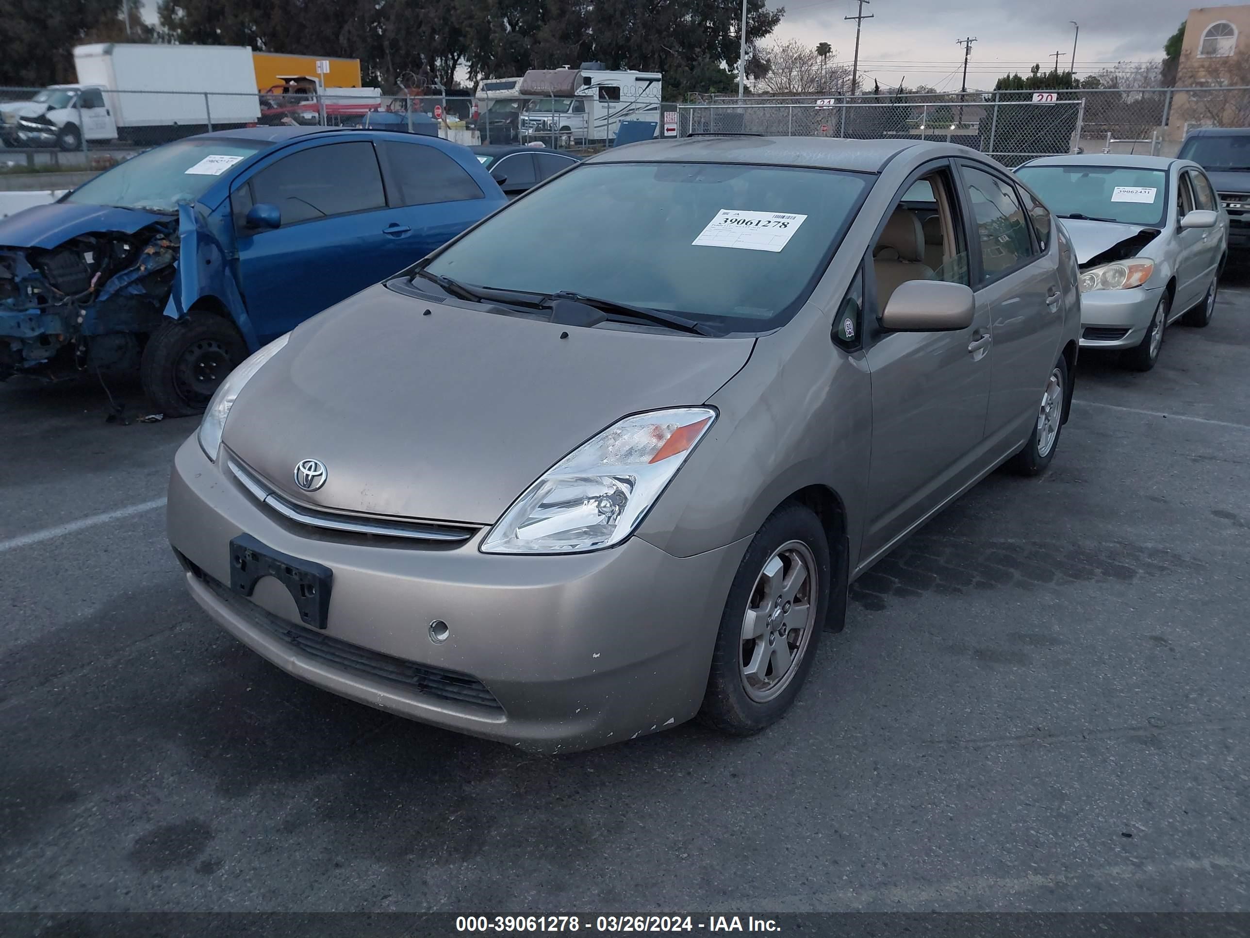 Photo 1 VIN: JTDKB20U440089658 - TOYOTA PRIUS 