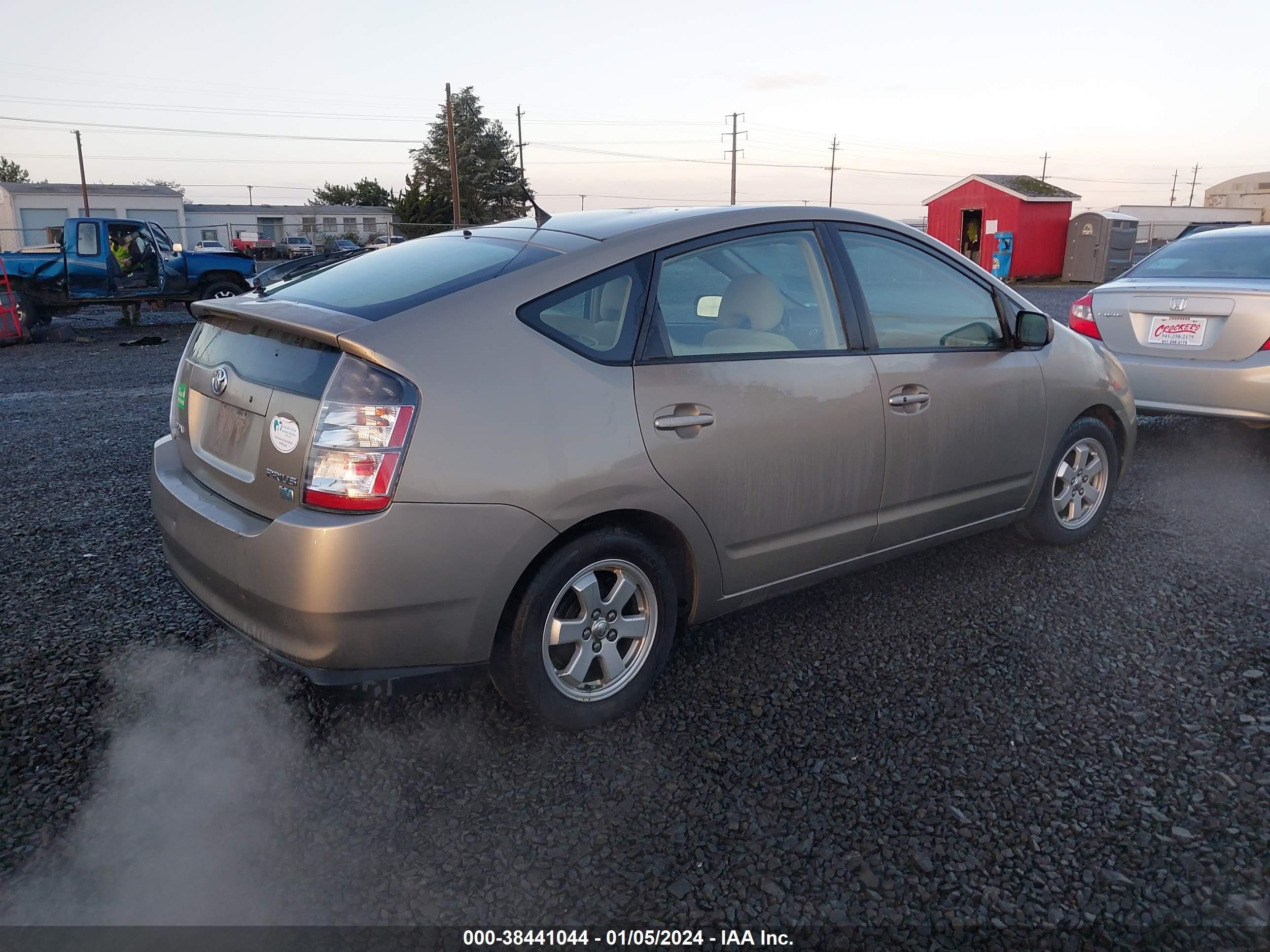 Photo 3 VIN: JTDKB20U440114915 - TOYOTA PRIUS 