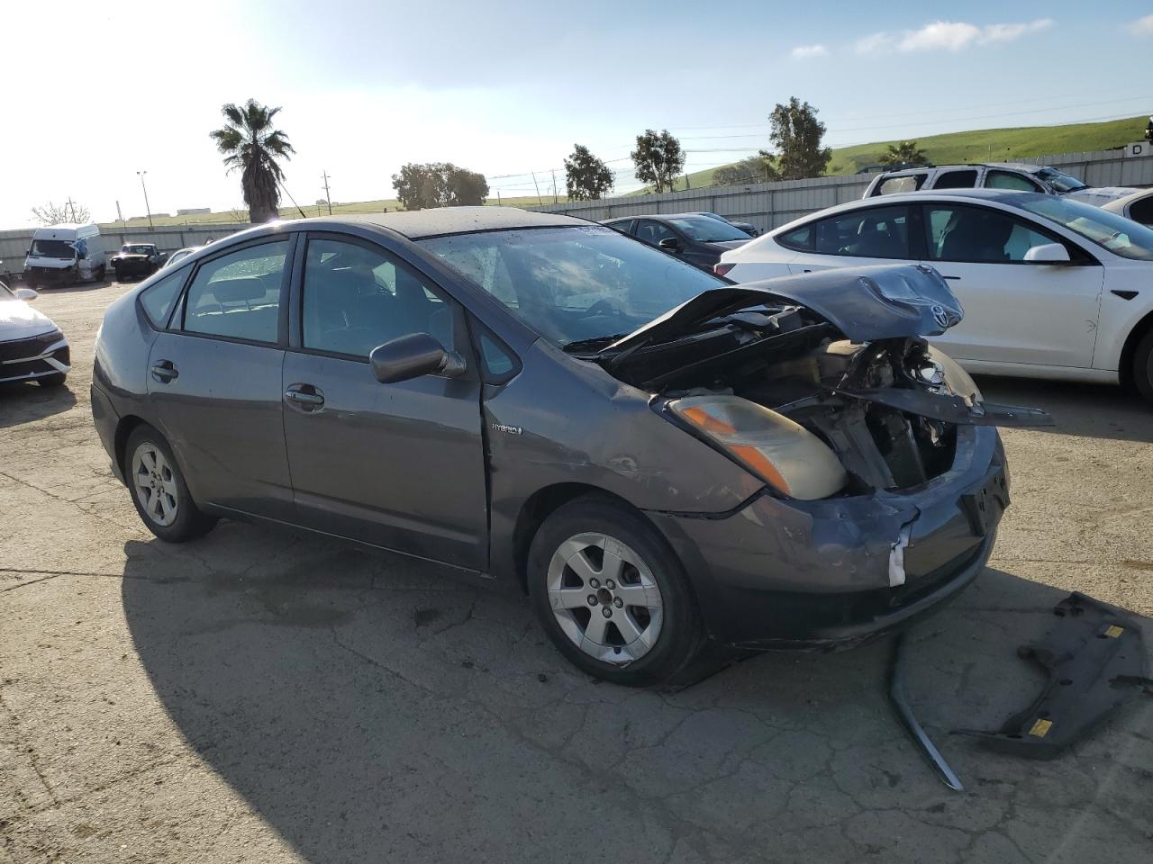 Photo 3 VIN: JTDKB20U463182679 - TOYOTA PRIUS 