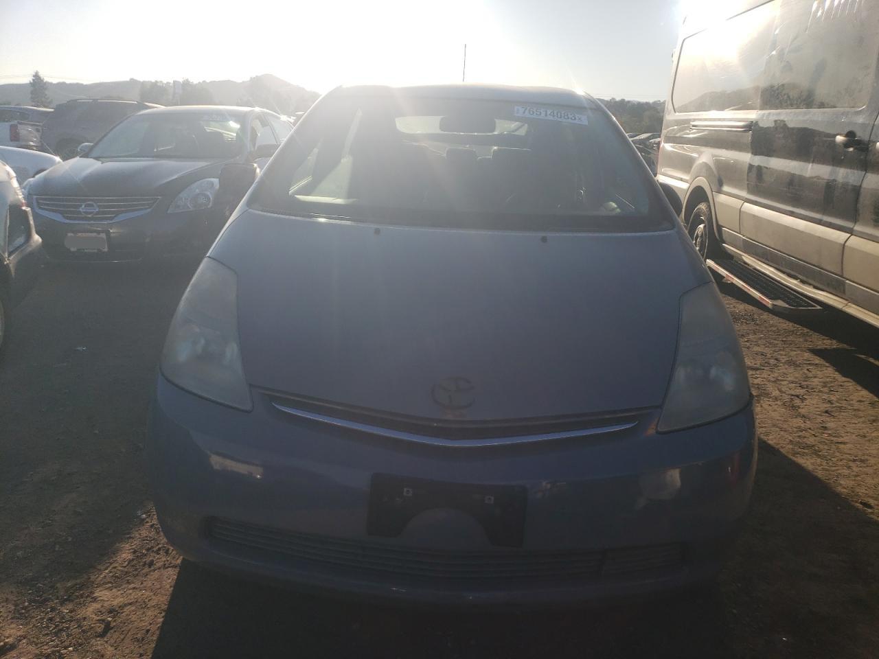 Photo 4 VIN: JTDKB20U473256927 - TOYOTA PRIUS 